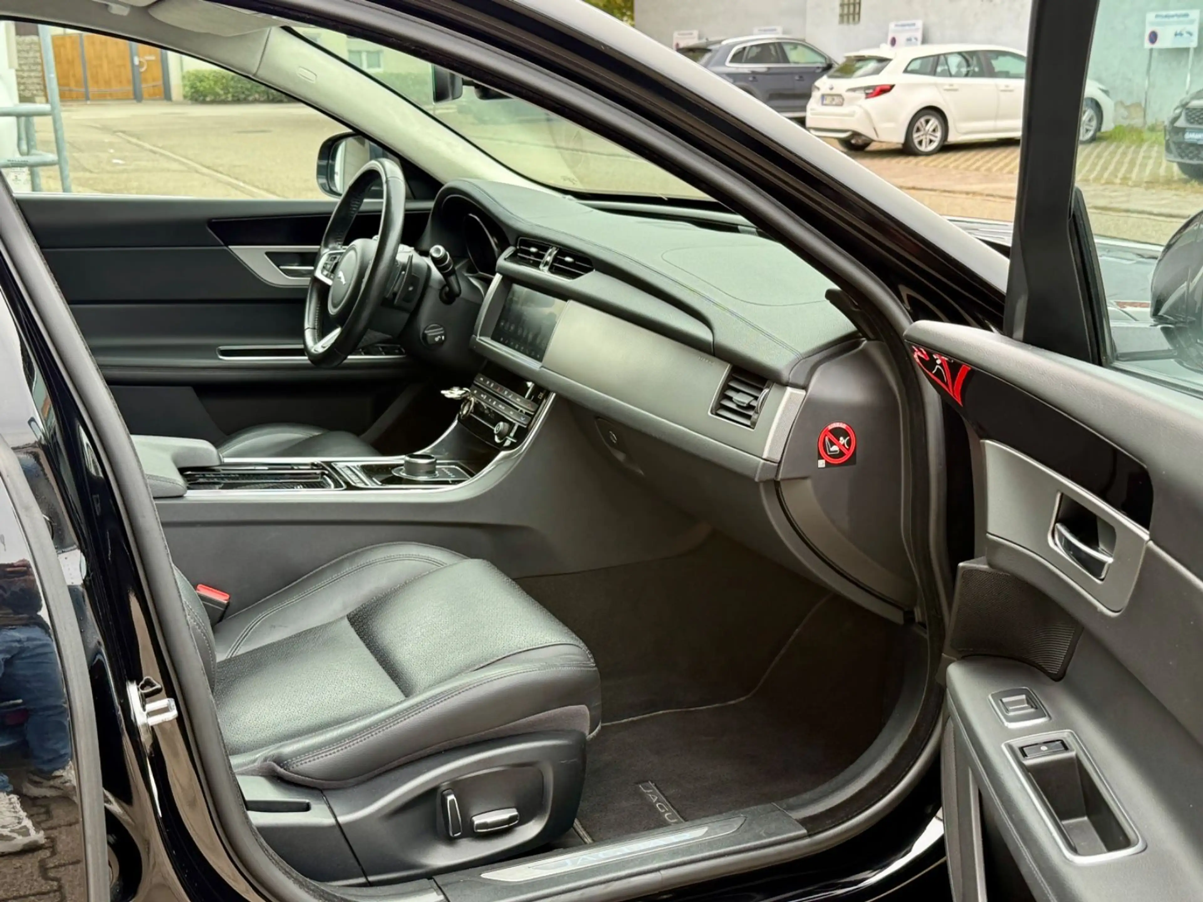 Jaguar XF Sportbrake Prestige *Leder *PDC *Carplay — photo 20