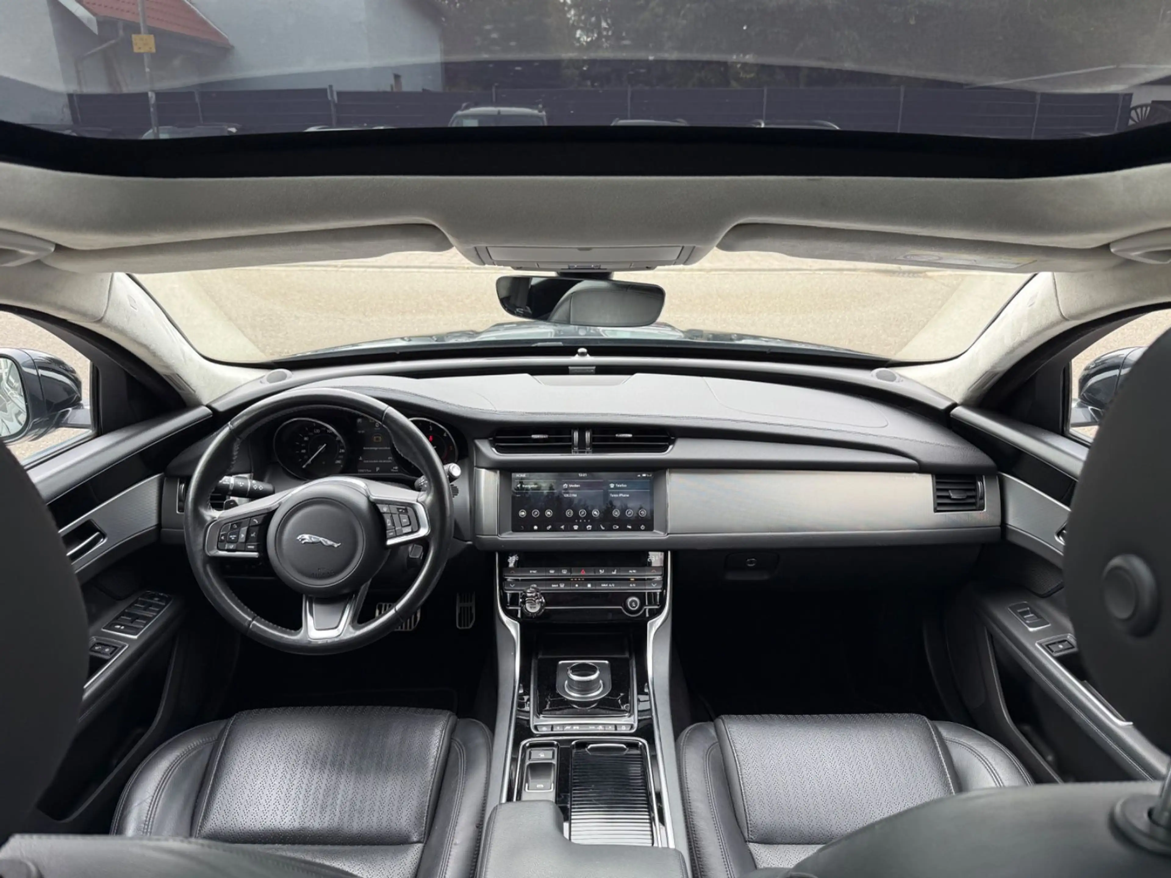 Jaguar XF Sportbrake Prestige *Leder *PDC *Carplay — photo 17