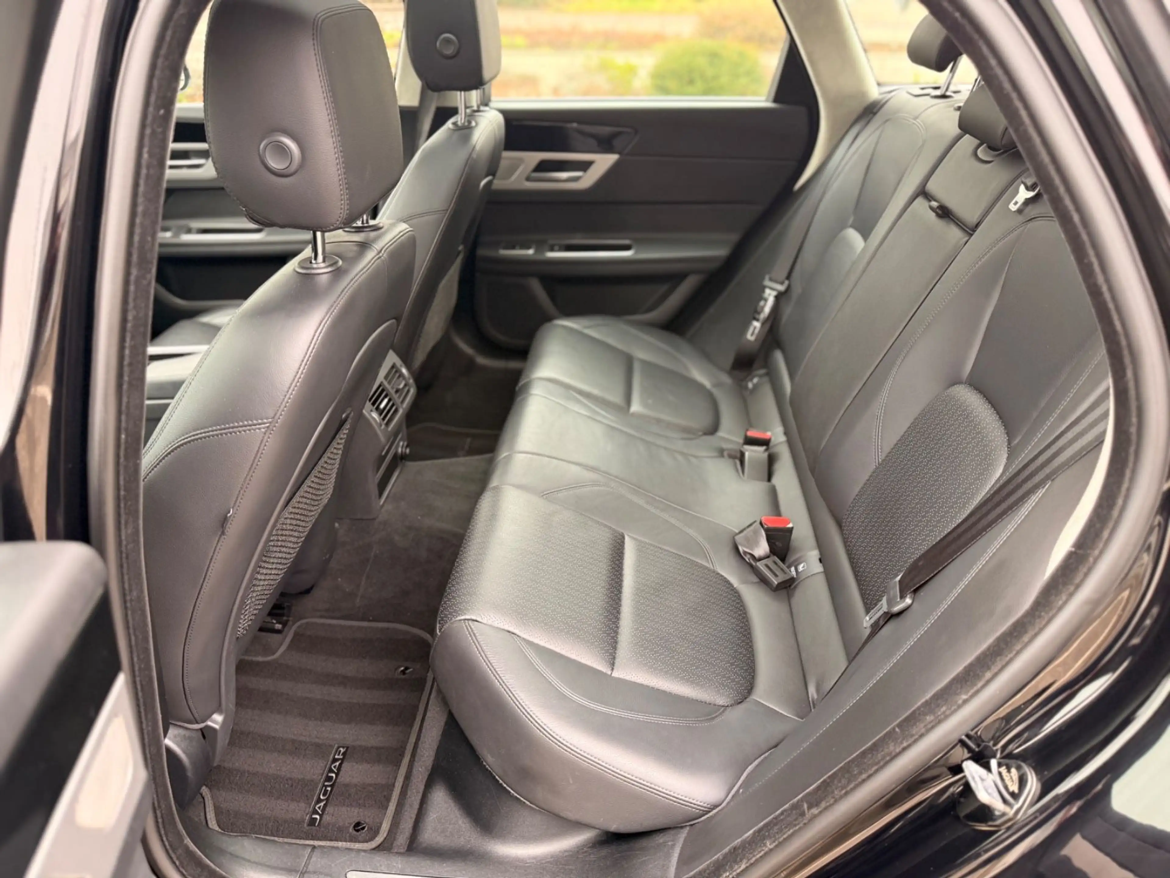 Jaguar XF Sportbrake Prestige *Leder *PDC *Carplay — photo 19