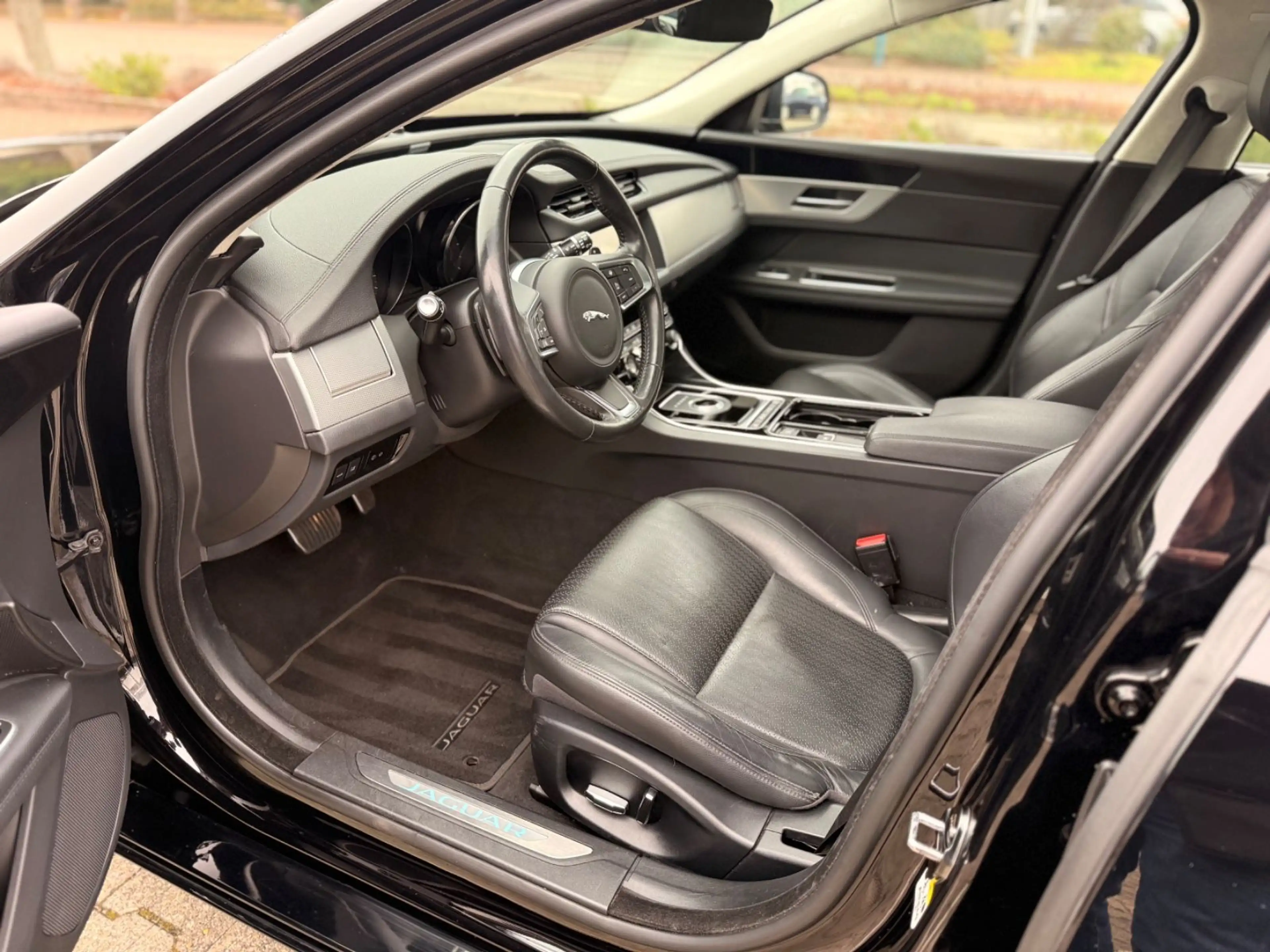 Jaguar XF Sportbrake Prestige *Leder *PDC *Carplay — photo 10