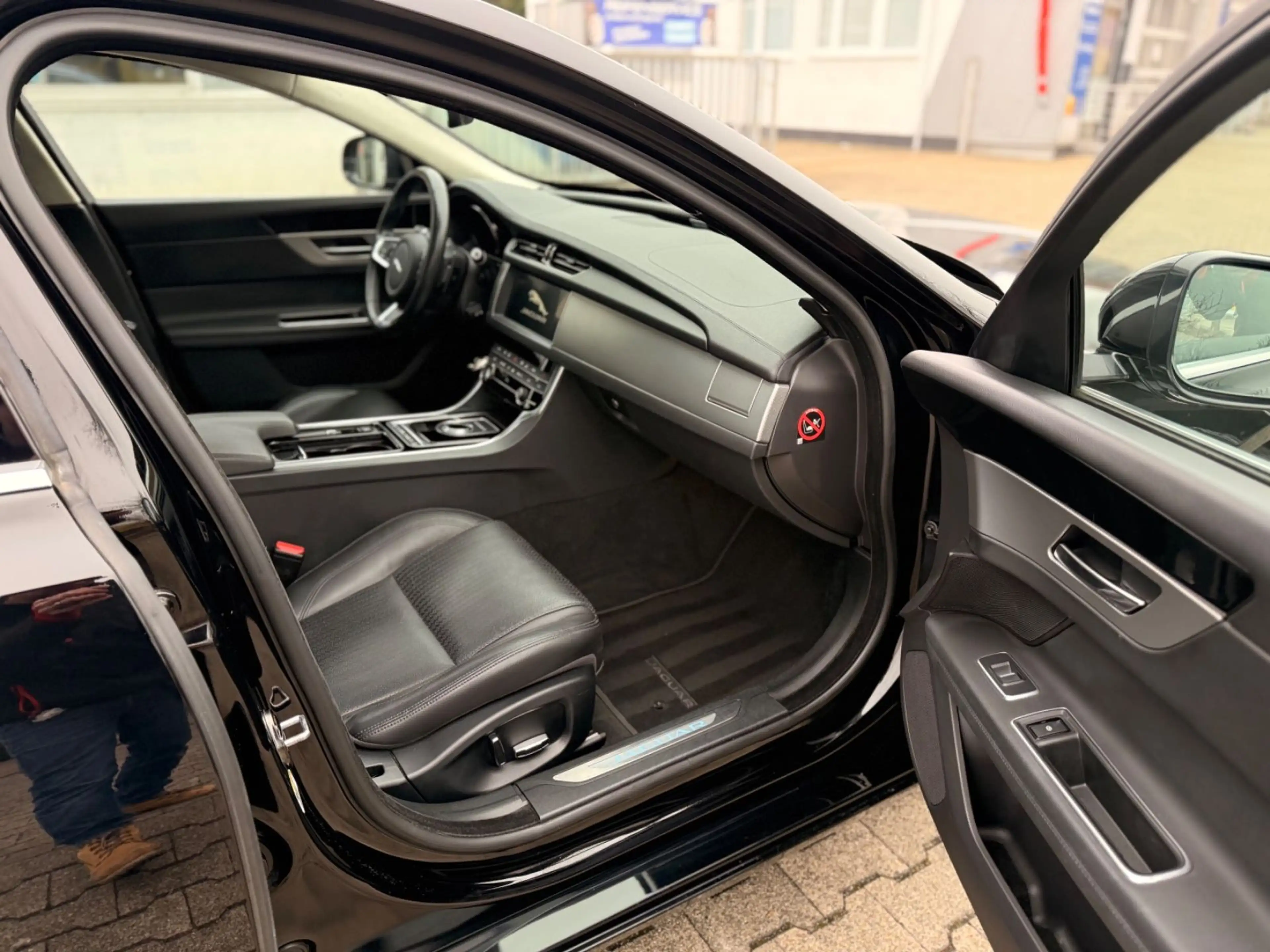Jaguar XF Sportbrake Prestige *Leder *PDC *Carplay — photo 17