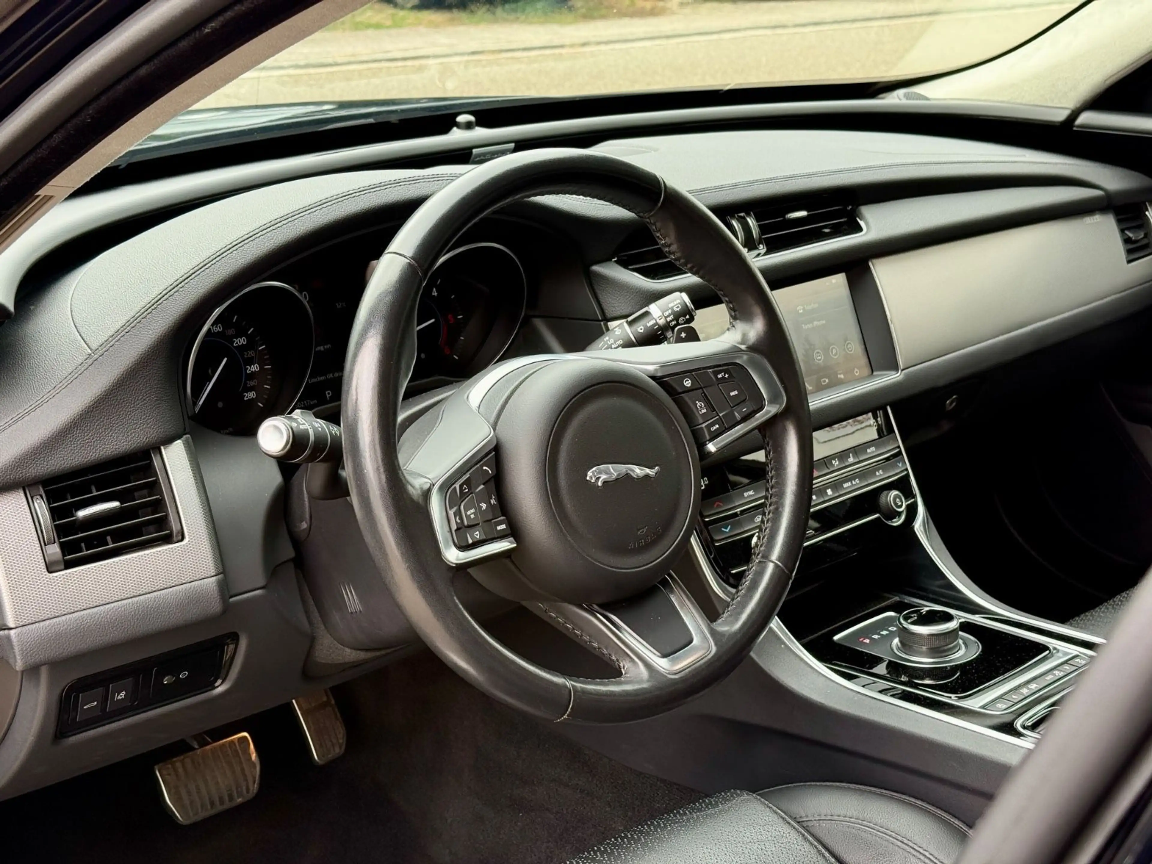 Jaguar XF Sportbrake Prestige *Leder *PDC *Carplay — photo 10
