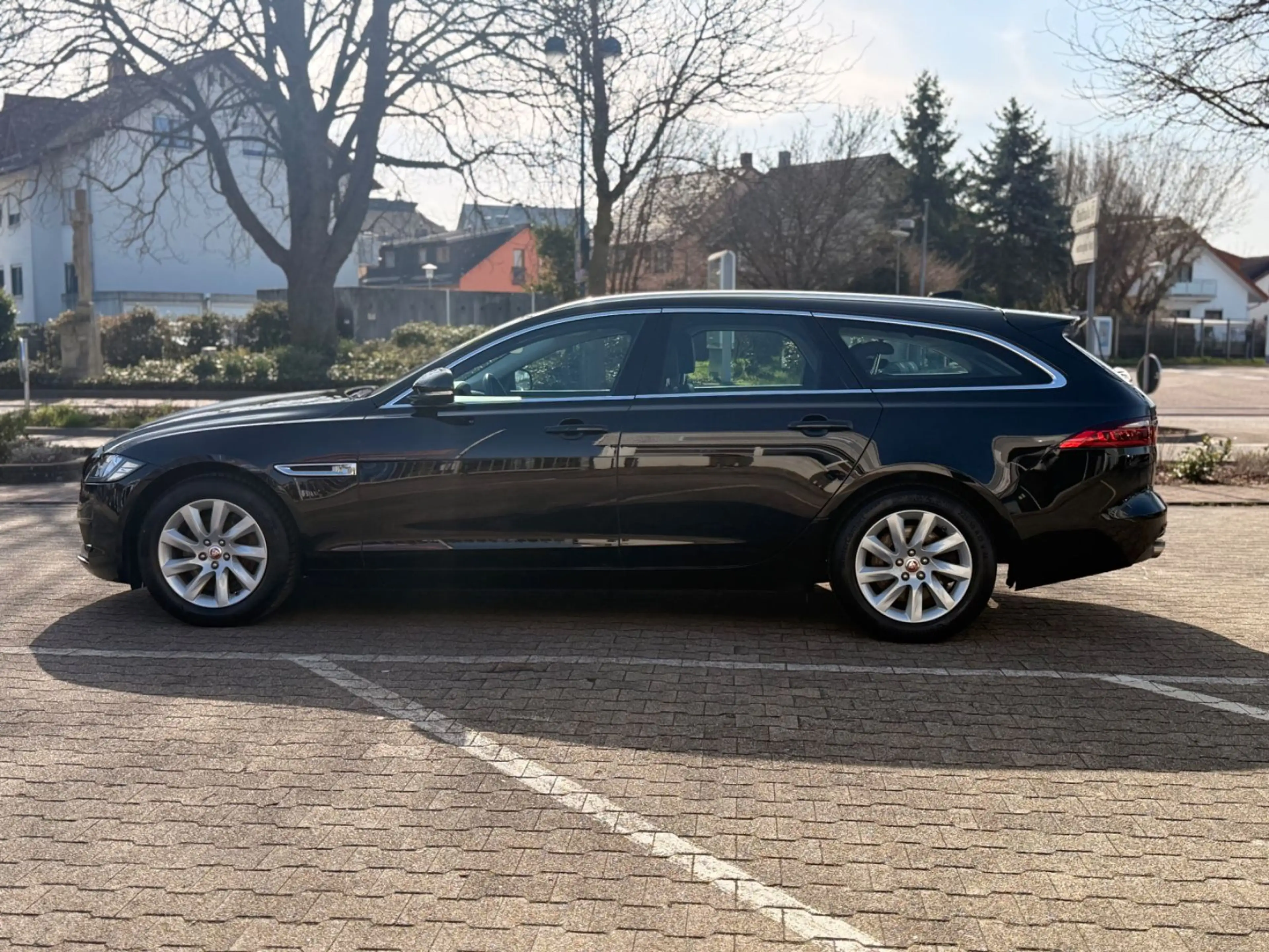 Jaguar XF Sportbrake Prestige *Leder *PDC *Carplay — photo 8