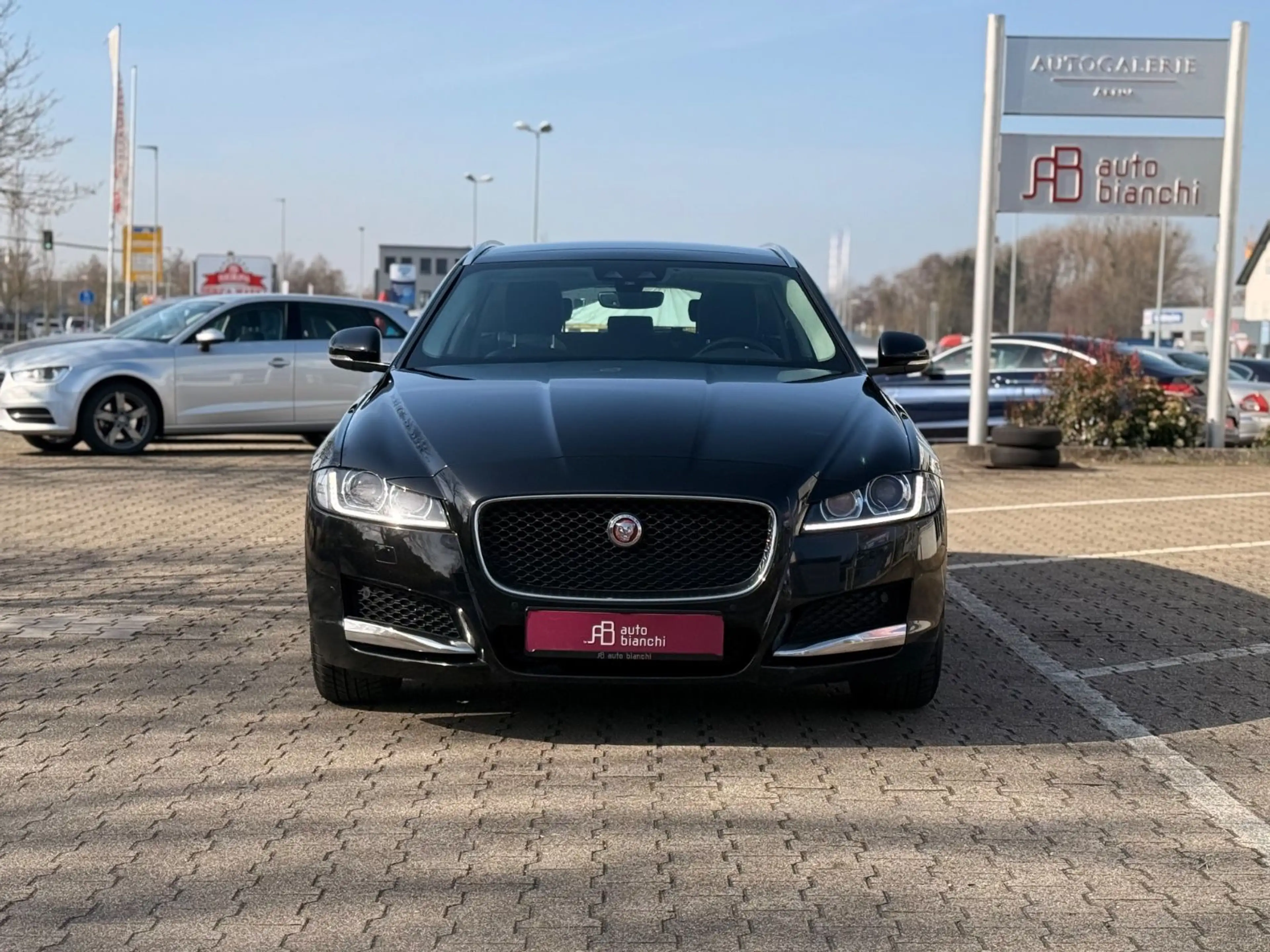 Jaguar XF Sportbrake Prestige *Leder *PDC *Carplay — photo 2