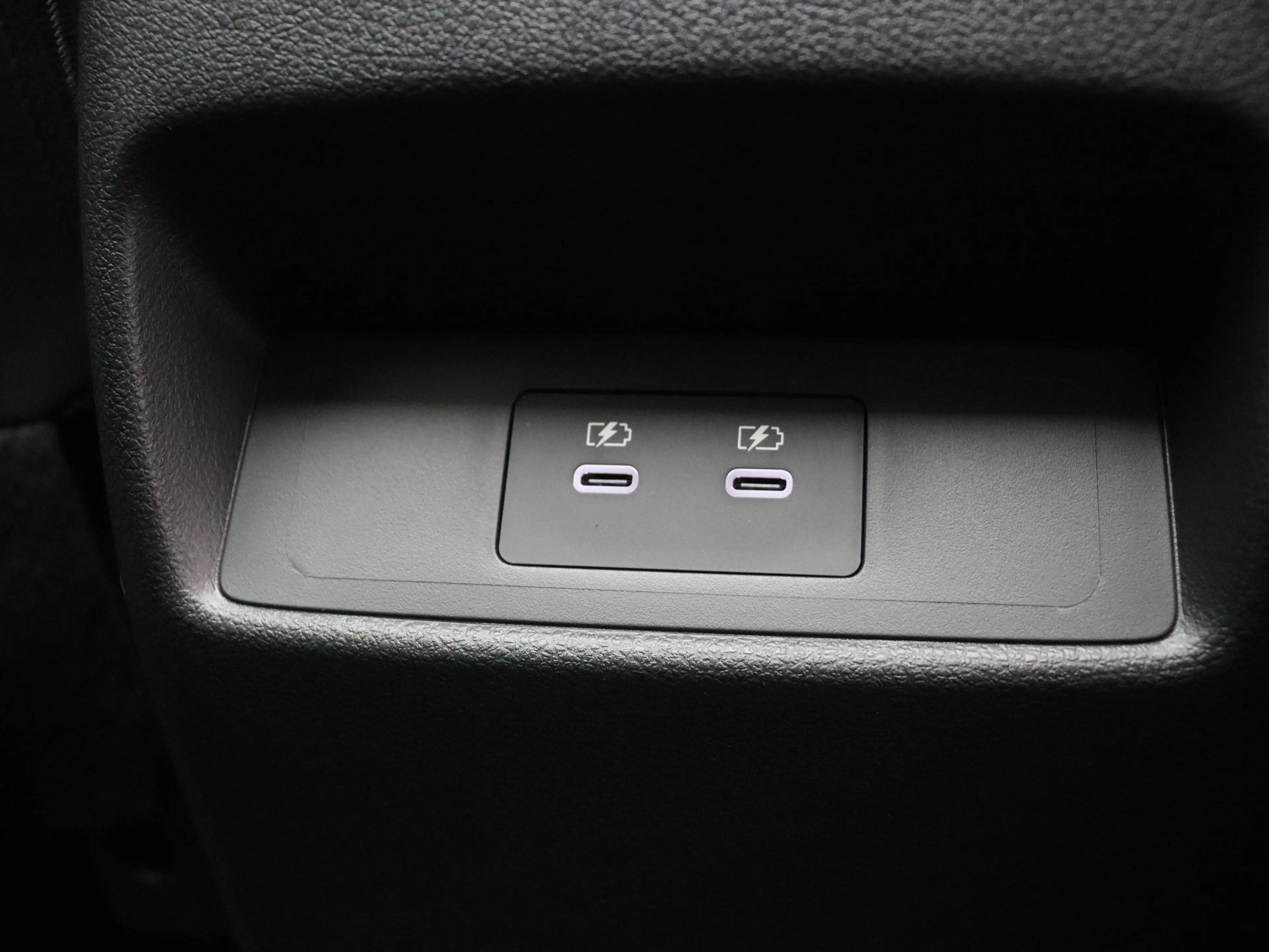 Nissan Qashqai Tekna Plus + Two Tone Mild-Hybrid 158 Xtronic | 12 — photo 5