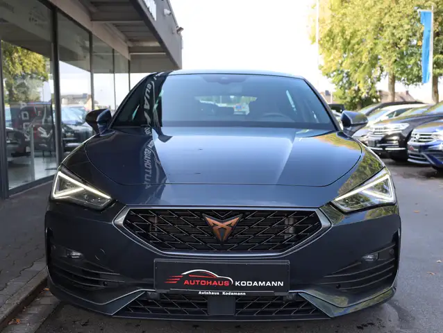 Cupra Leon view 4