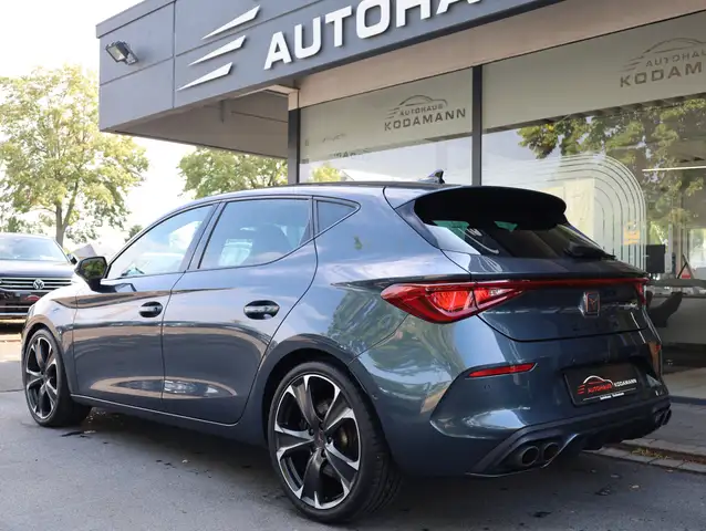 Cupra Leon view 8