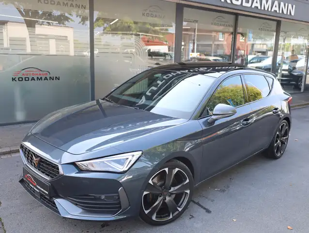 Cupra Leon view 2