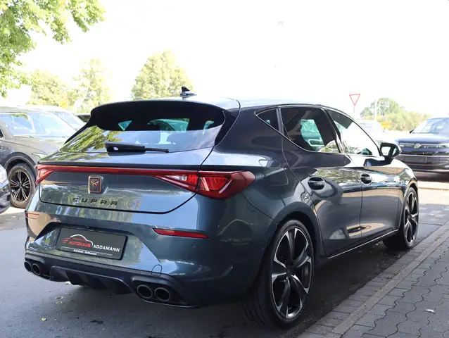 Cupra Leon view 11