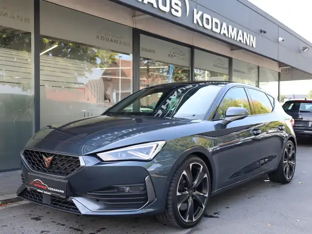 Cupra Leon view 6