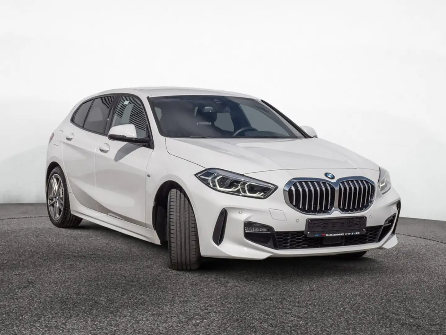 BMW 118 i M-Sport LED+NAVI+KEYLESS+KLIMAAUT+ Weiß - 2