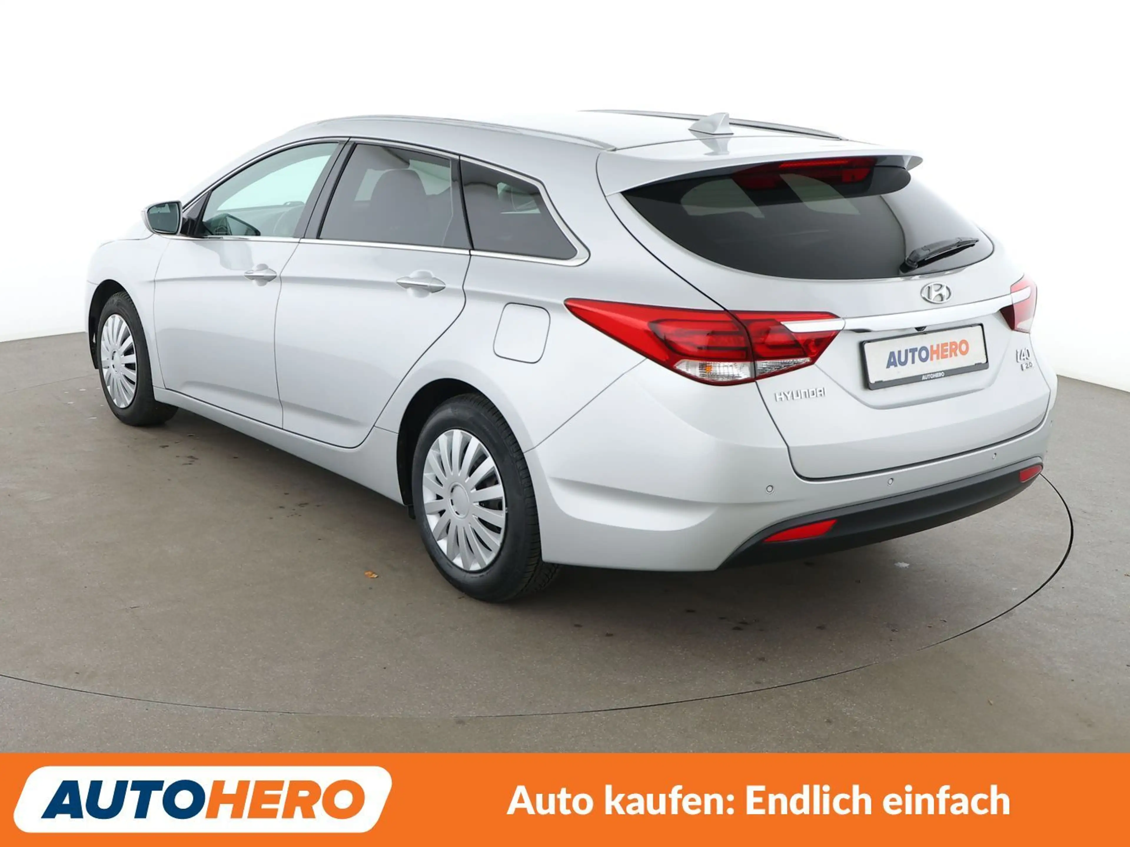Hyundai i40 2.0 GDI Trend Aut.*NAV*TEMPO*CAM*PDC*SHZ*BT* — photo 4