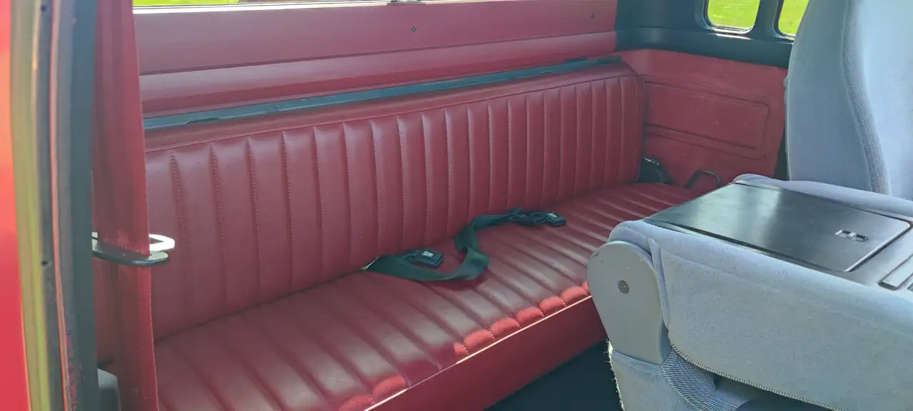 Ford F 250 Pickup Oldtimer – 5,8 Liter V8, foto 12
