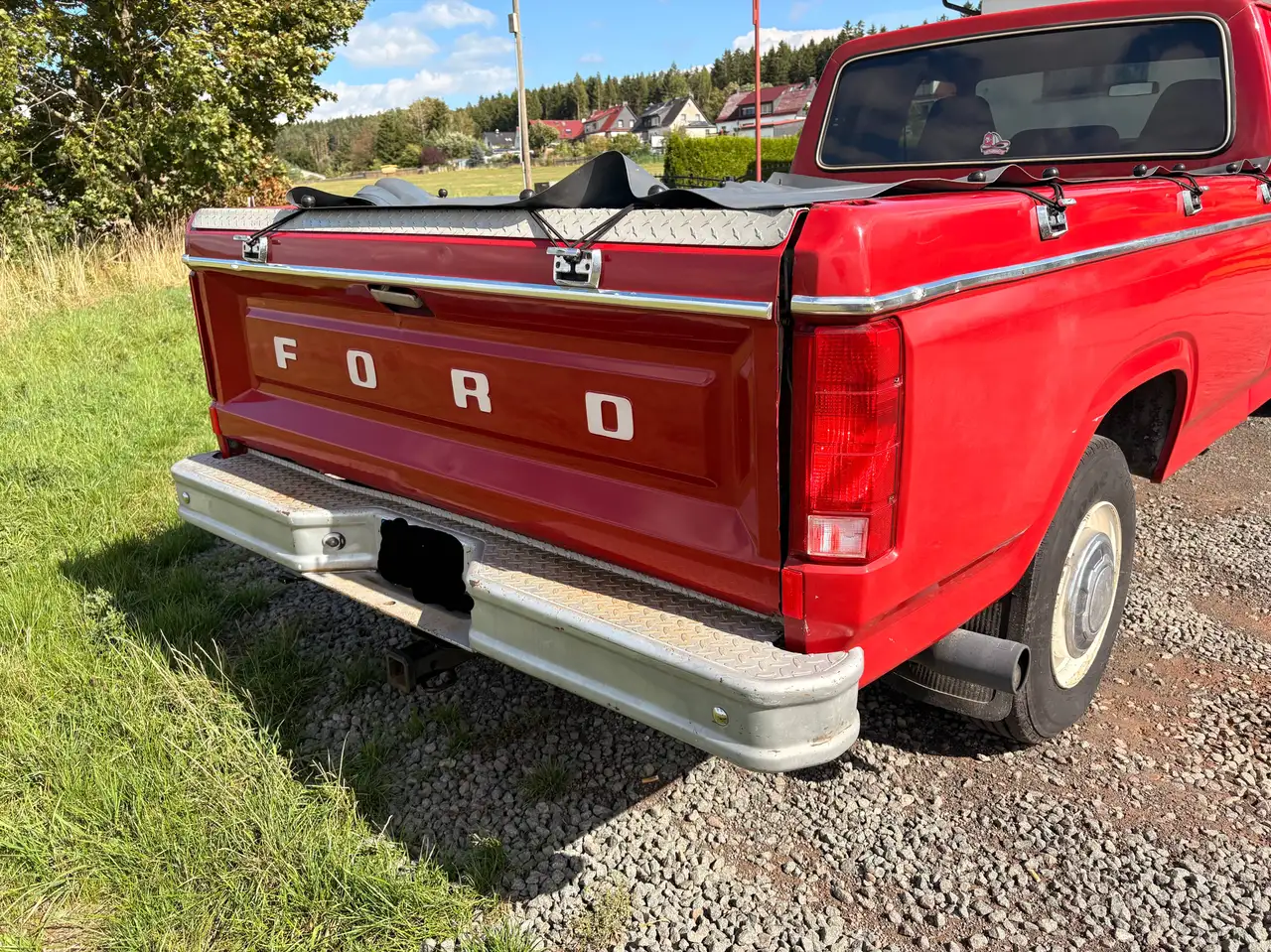 Ford F 250 Pickup Oldtimer – 5,8 Liter V8, foto 8