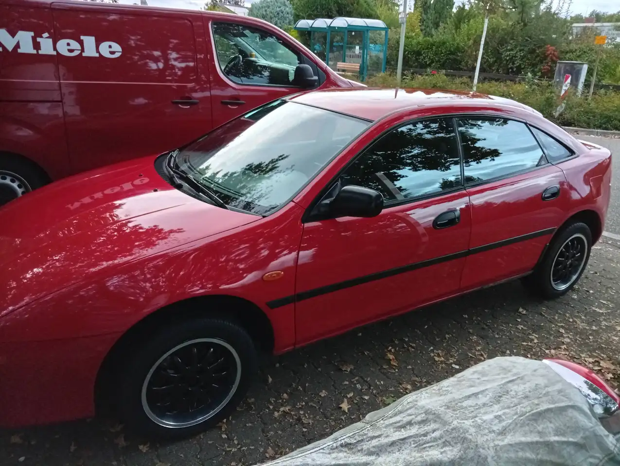 Mazda 323 Coupé, foto 8