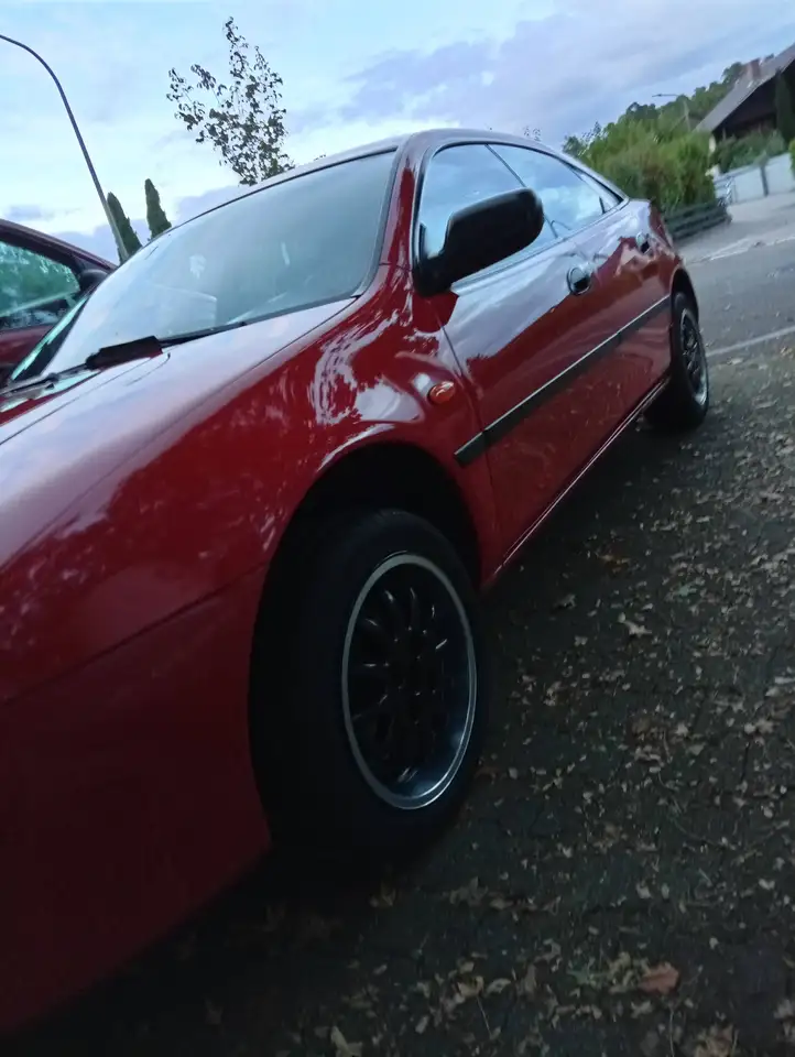 Mazda 323 Coupé, foto 5