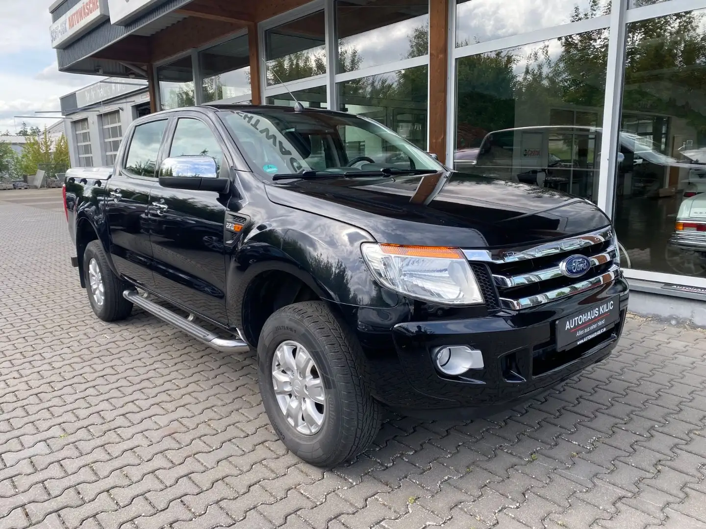 Ford Ranger XLT Doppelkabine 4x4 1.Hand neuer Motor Grau - 1