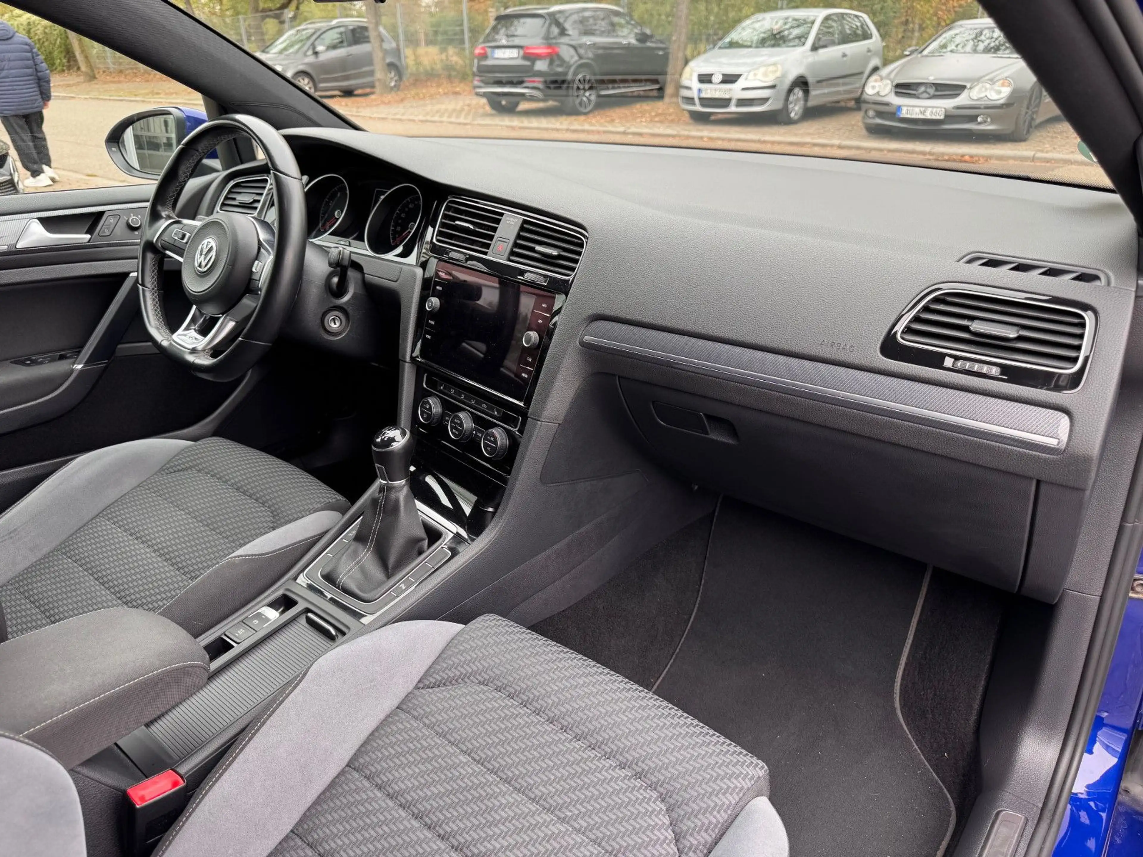 Volkswagen Golf 1,5 TSI Highline R Line*1. Hd* — photo 9