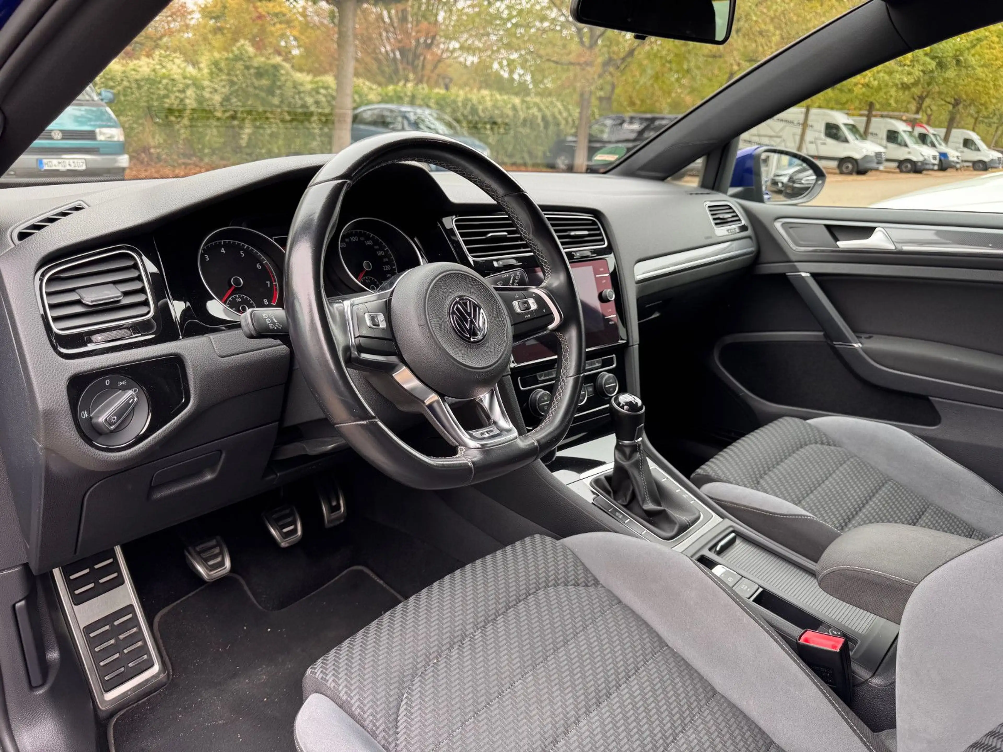 Volkswagen Golf 1,5 TSI Highline R Line*1. Hd* — photo 11