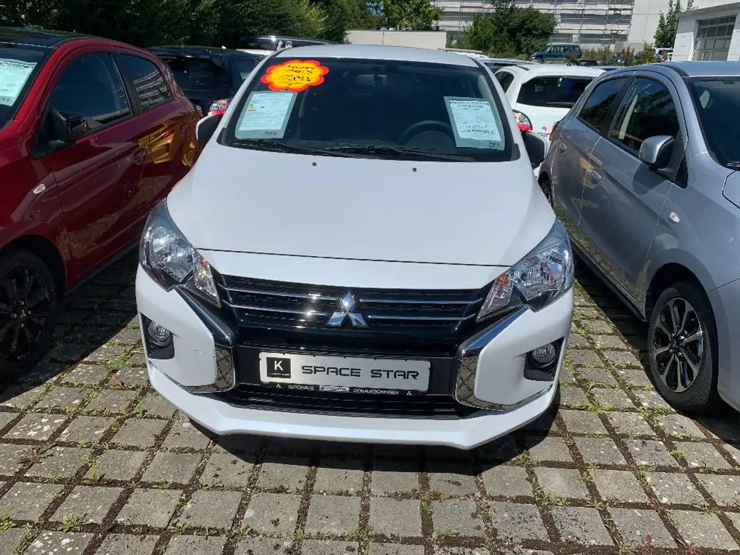 Mitsubishi Space Star Select+ 1.2 MIVEC ClearTec 5-Gang Weiß - 2