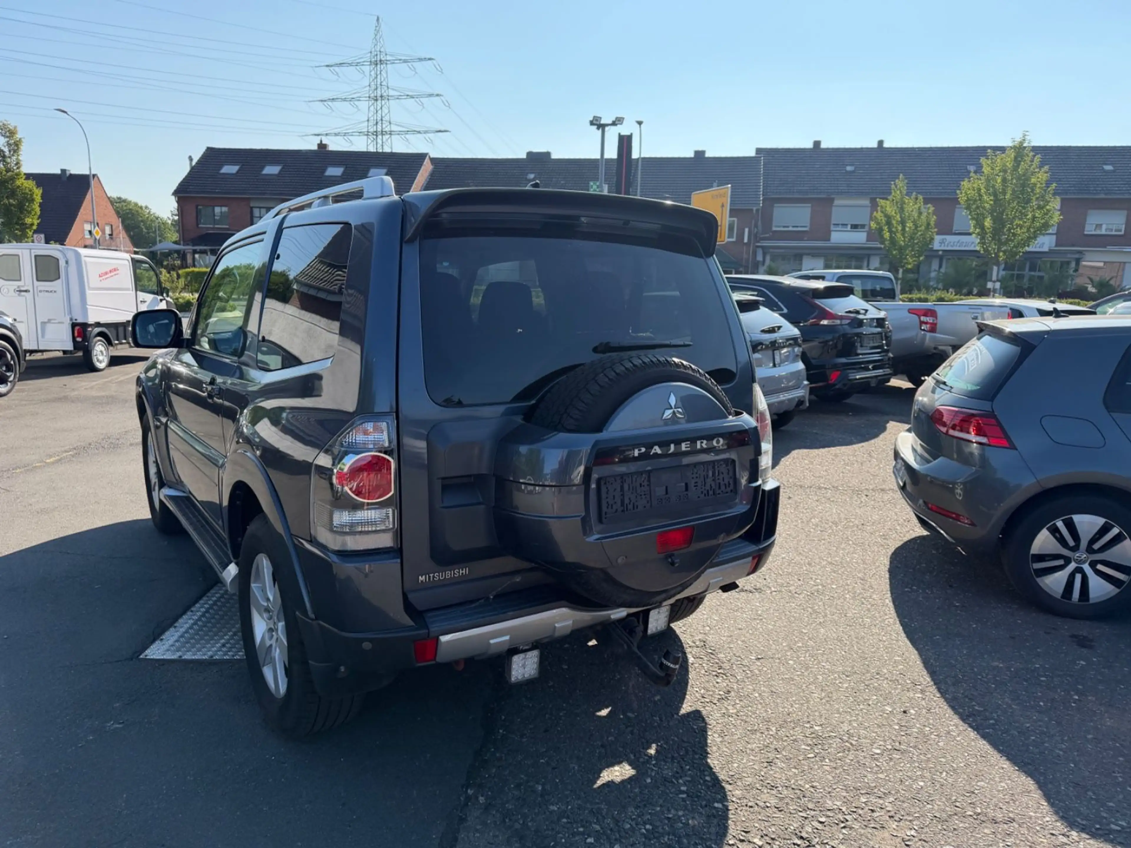 Mitsubishi Pajero 3.2 DI-D Intense — photo 3