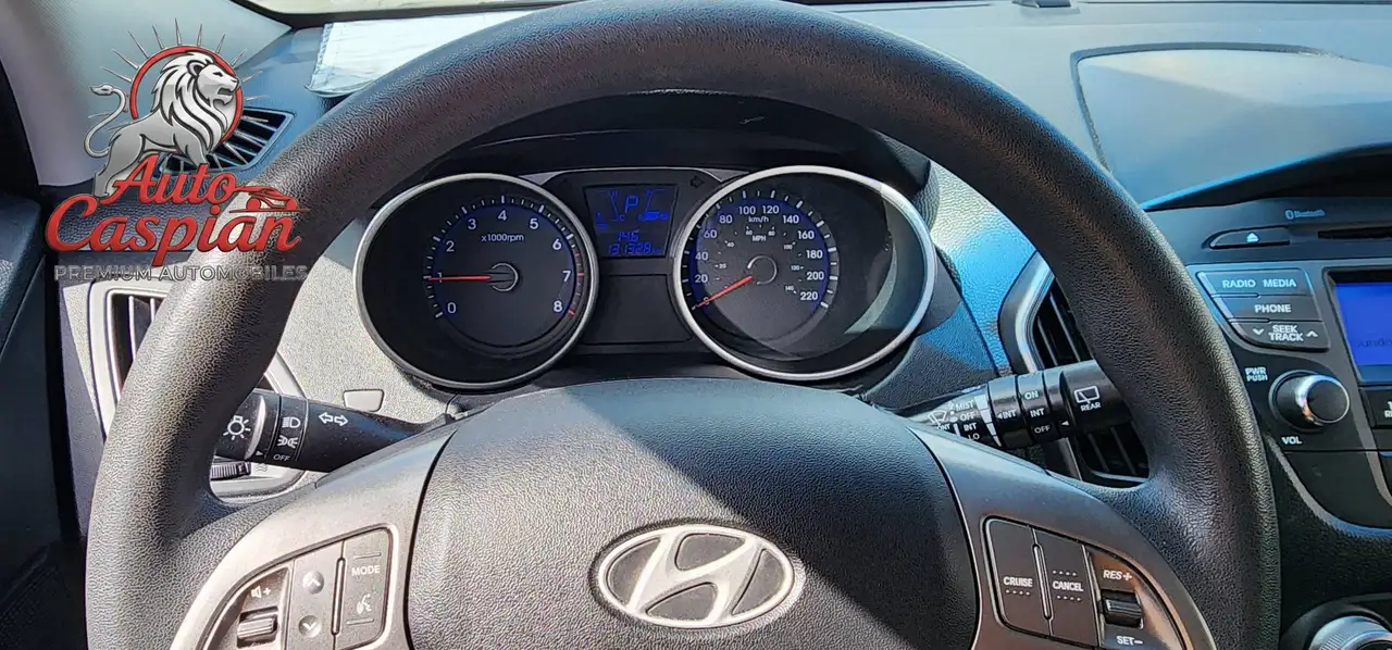 Hyundai TUCSON снимка Hyundai TUCSON