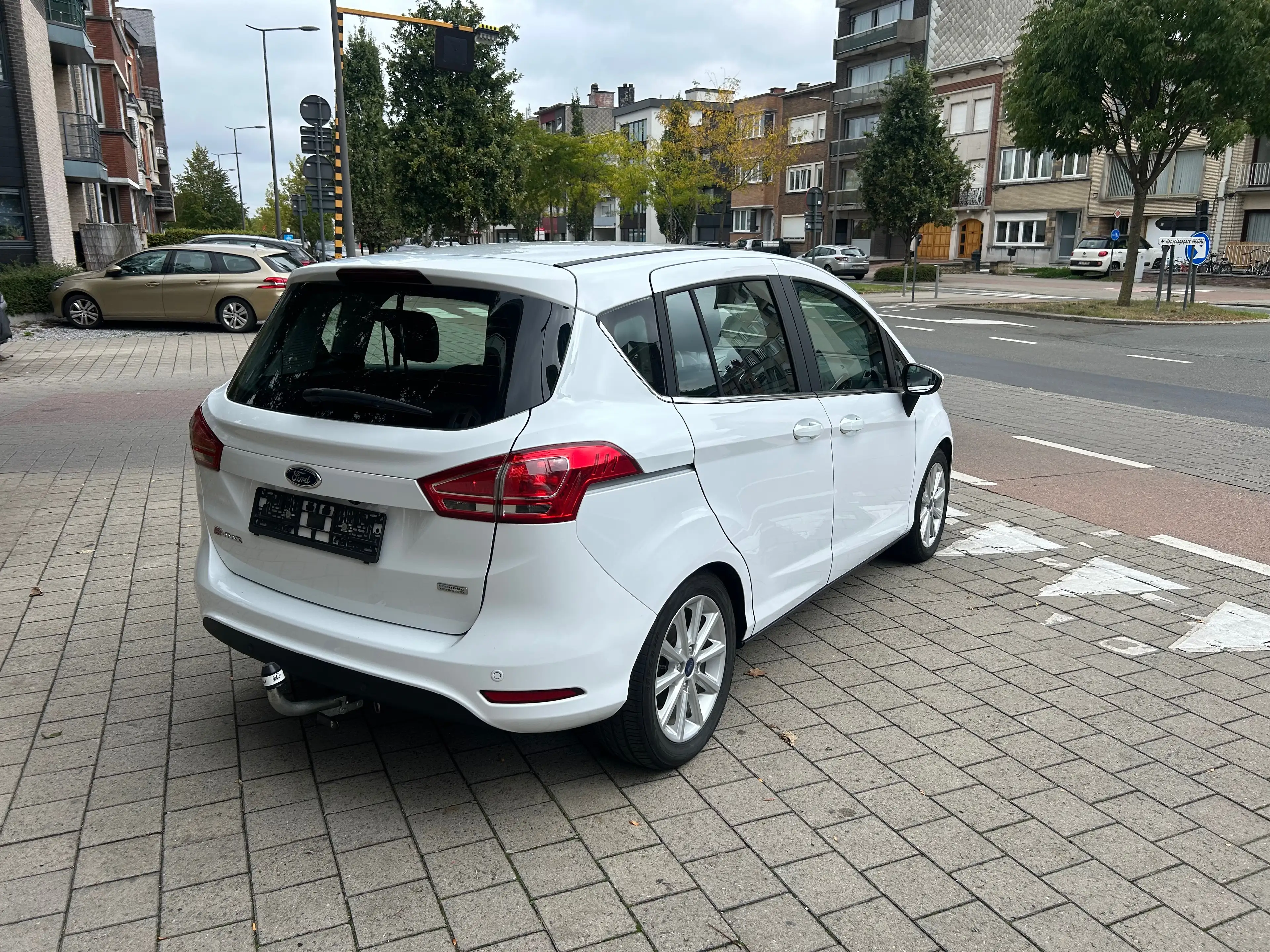 Ford B-Max B-Max 1.0 airco/camera/12maanden garantie — photo 3
