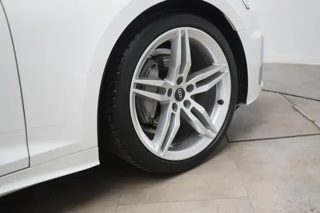 Audi A5 view 13