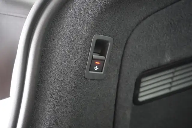 Audi A5 view 9