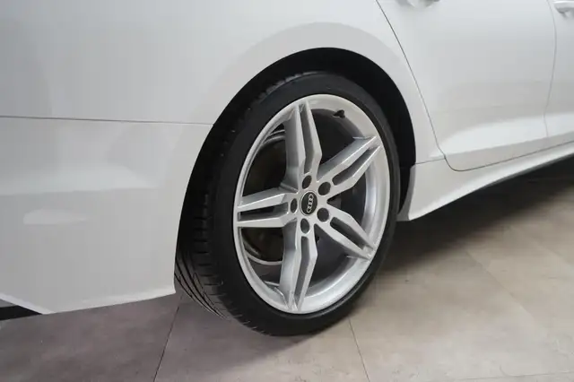Audi A5 view 14