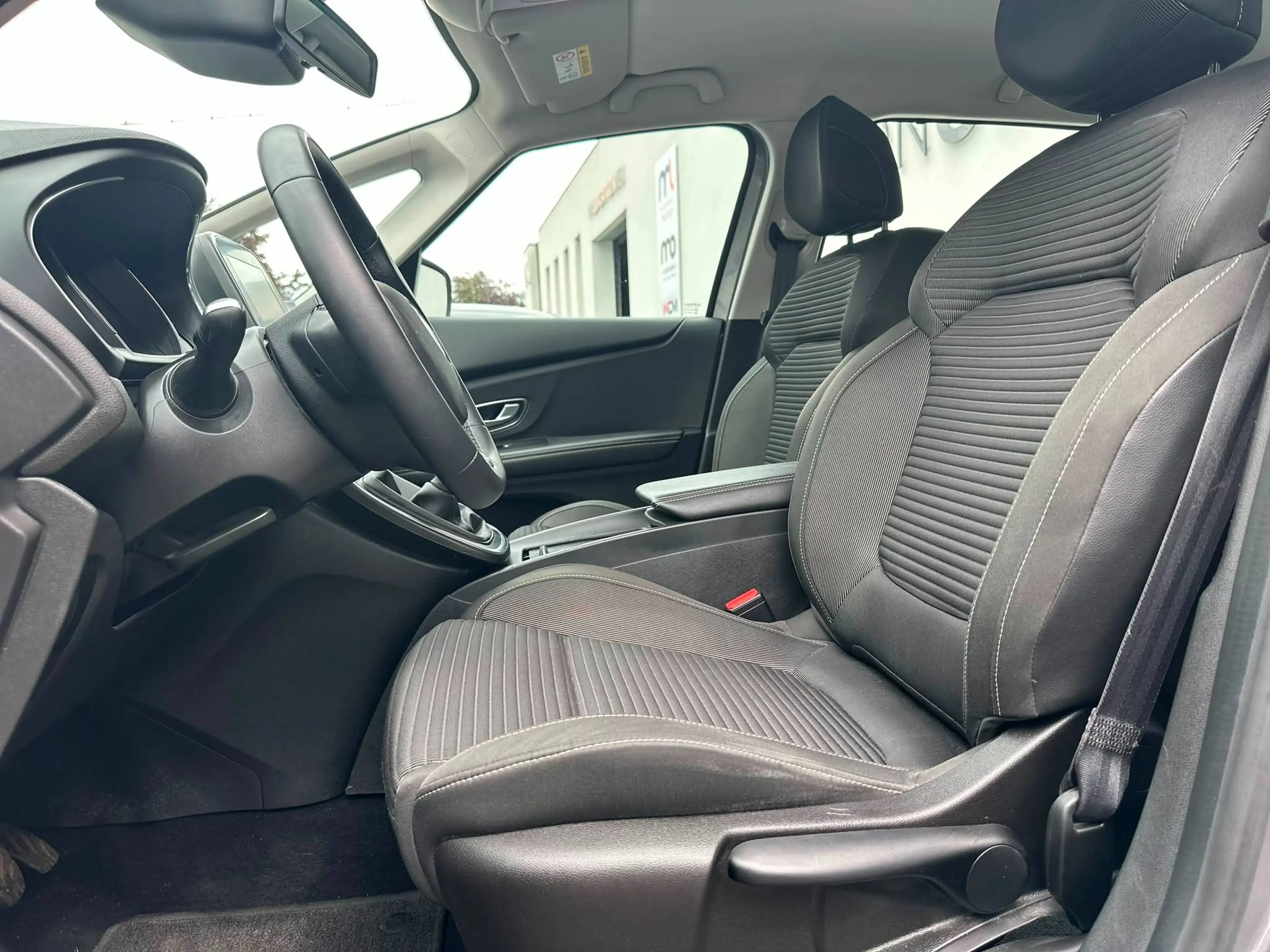 Renault Grand Scenic 1.7 Blue dCi 7 PLACES CLIM GPS CAMERA LED — photo 15