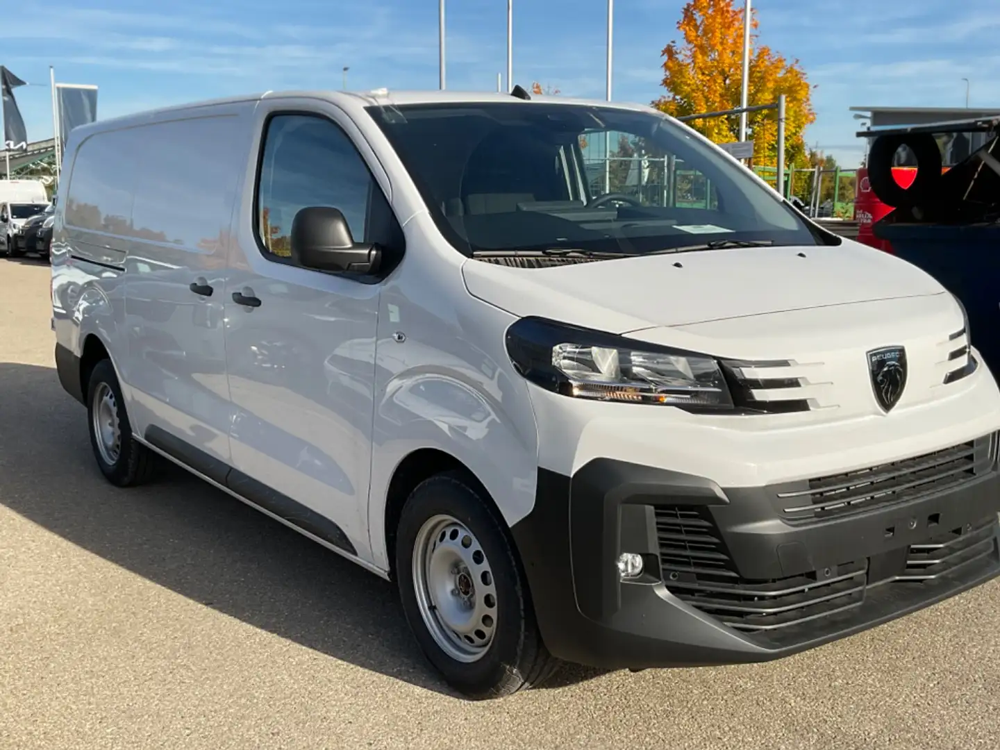 Peugeot Expert Kasten 2.0 BlueHDi 145 Navi+360+Kam.+PDC Blanc - 2