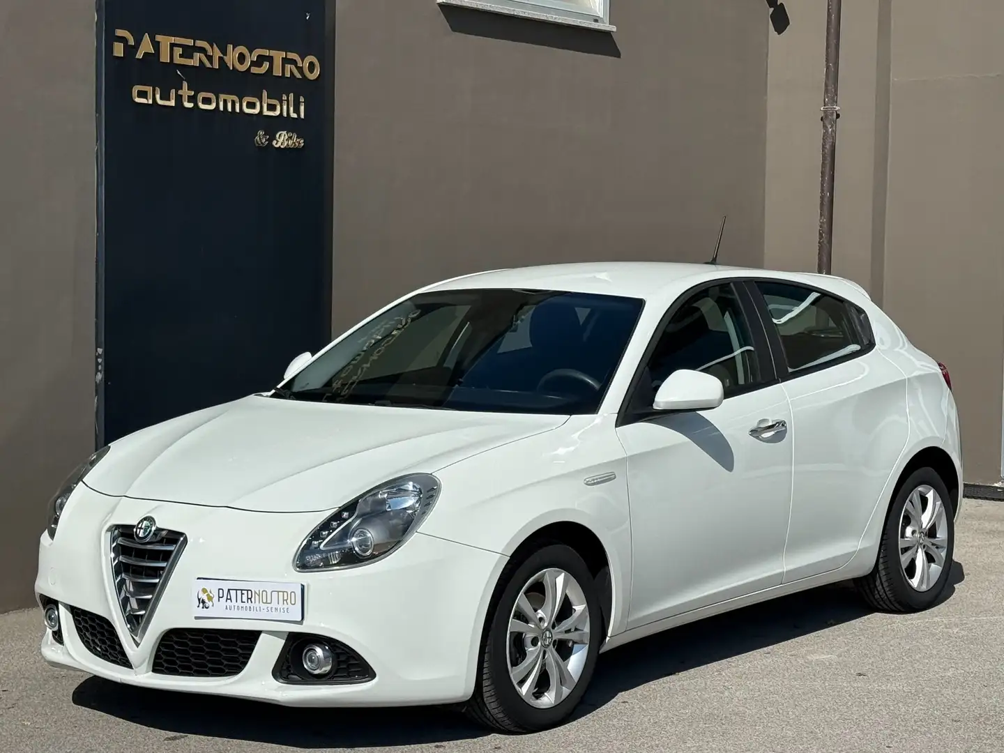 Alfa Romeo Giulietta Giulietta III 2010 1.6 jtdm Progression E5+ Wit - 1