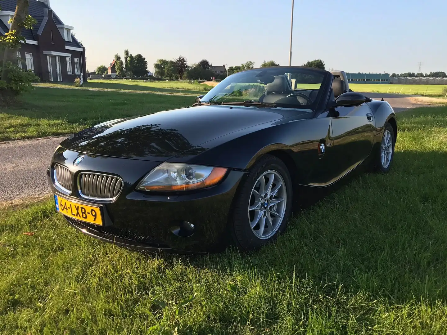 BMW Z4 E85 Zwart - 2