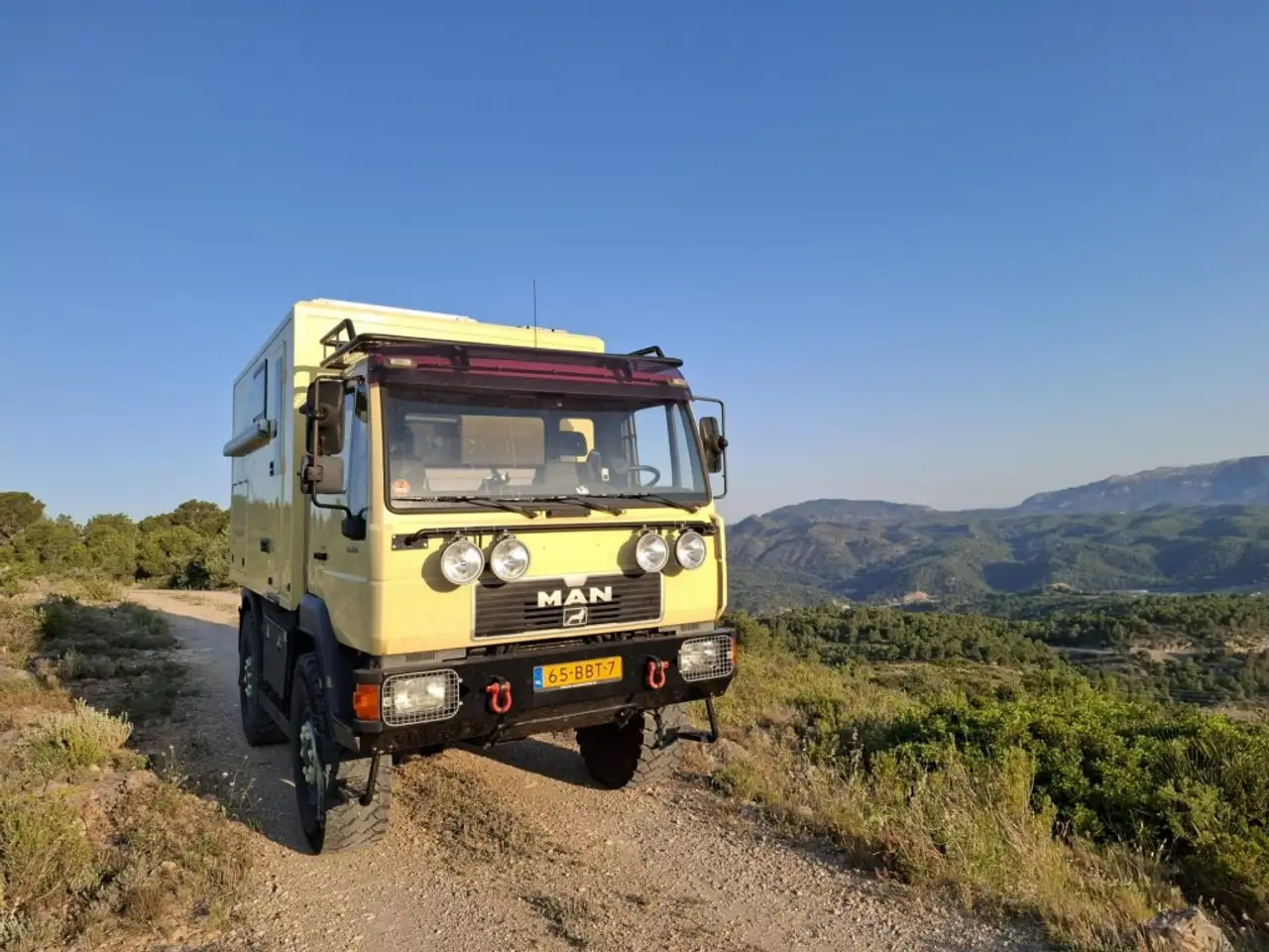 MAN L27, 4x4, 7500 max gewicht. reis klaar, foto 2