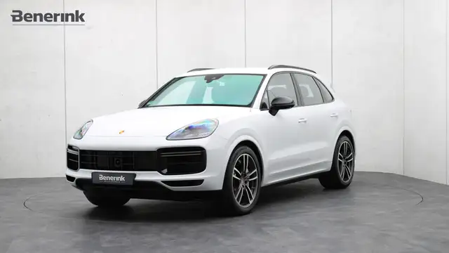 Porsche Cayenne 4.0 Turbo | PSCB | Soft-Close | Trekhaak | PDCC |