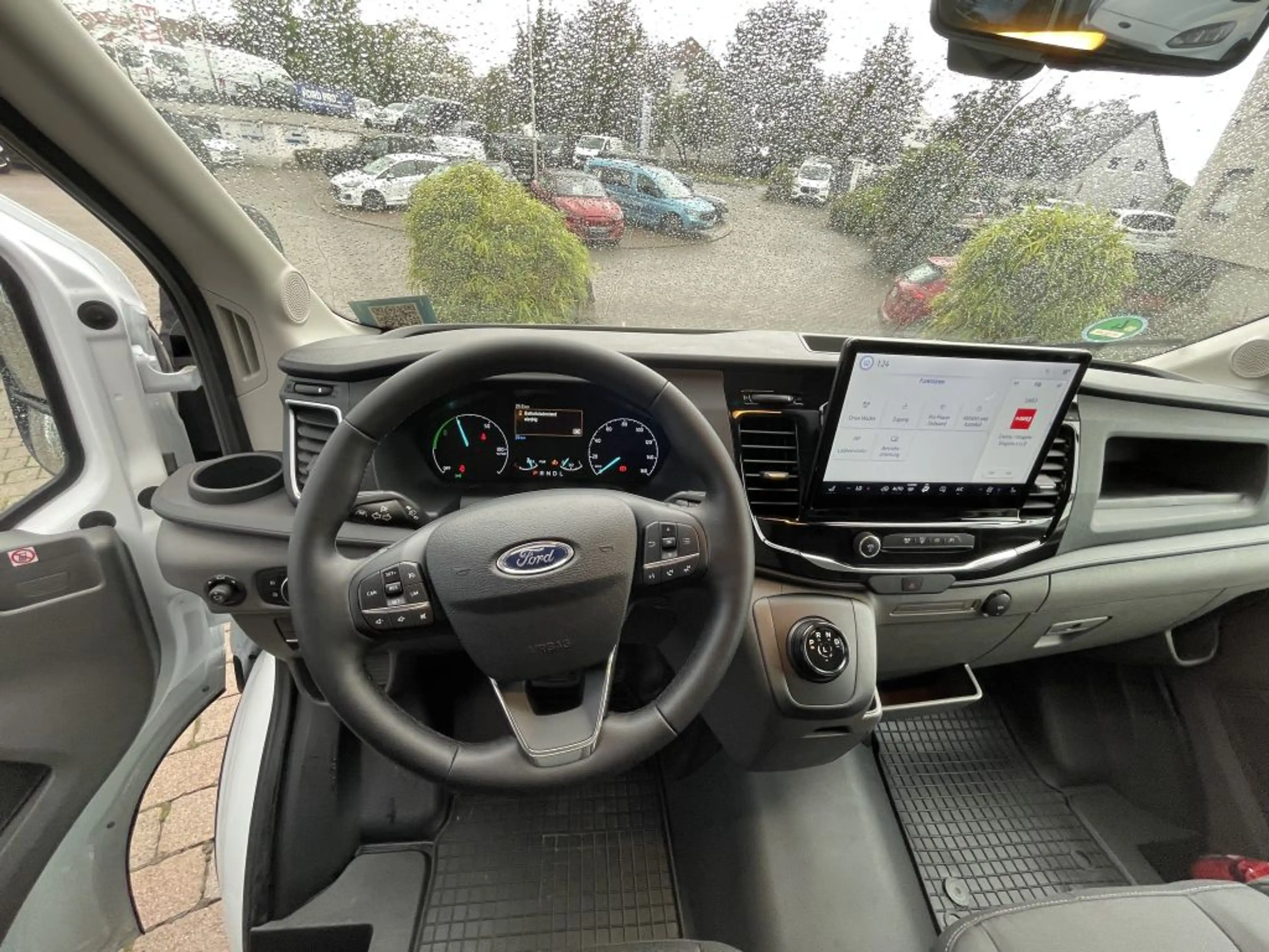 Ford Transit e-Transit 390 L2H2 Lkw HA Trend — photo 11