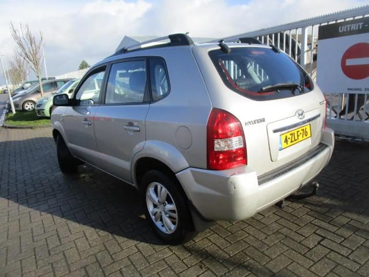 Hyundai TUCSON 2.0i Active Grijs - 2