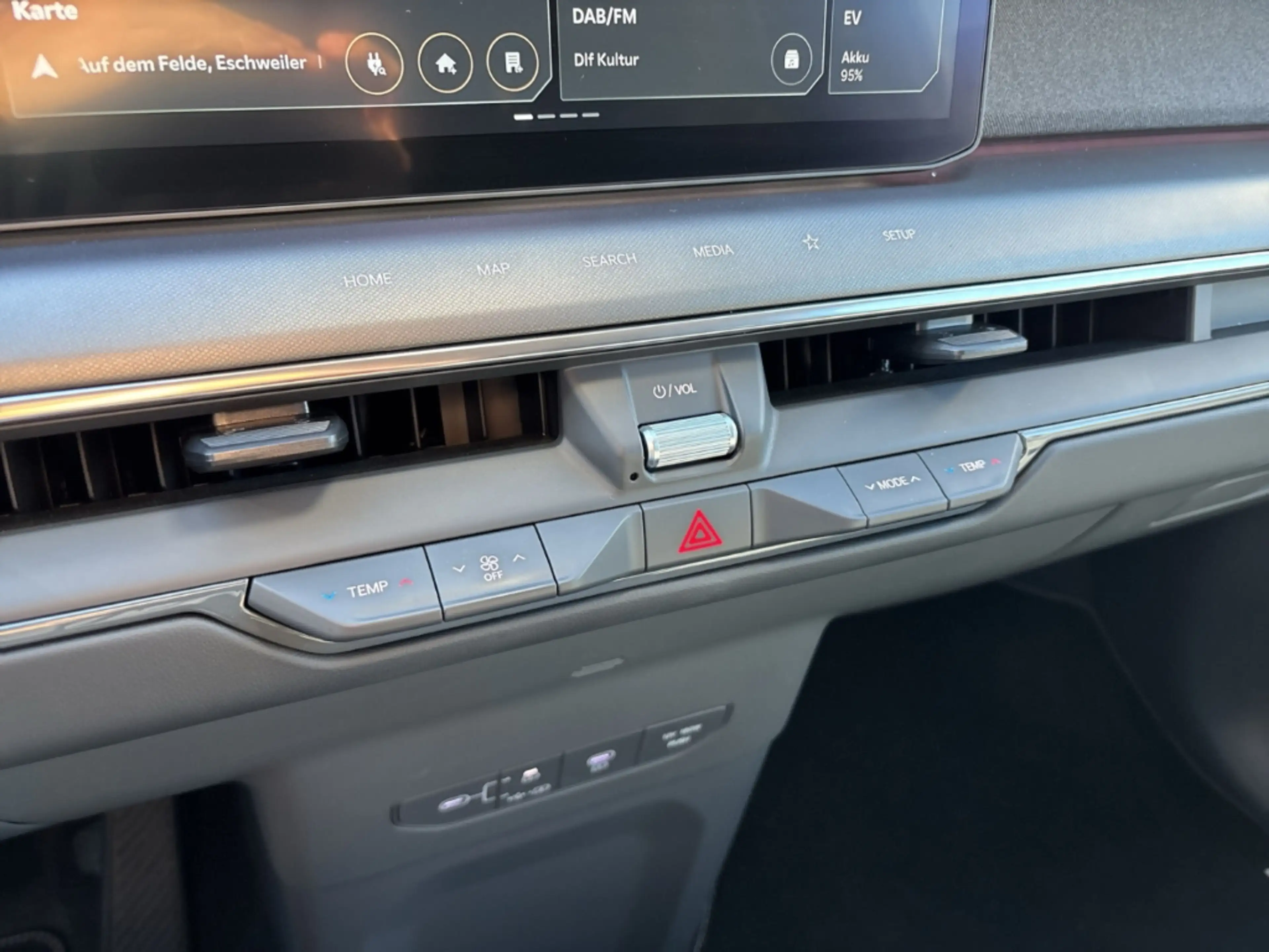 Kia EV9 4WD HUD Niveau Navi Digitales Cockpit Memory Sitze — photo 15
