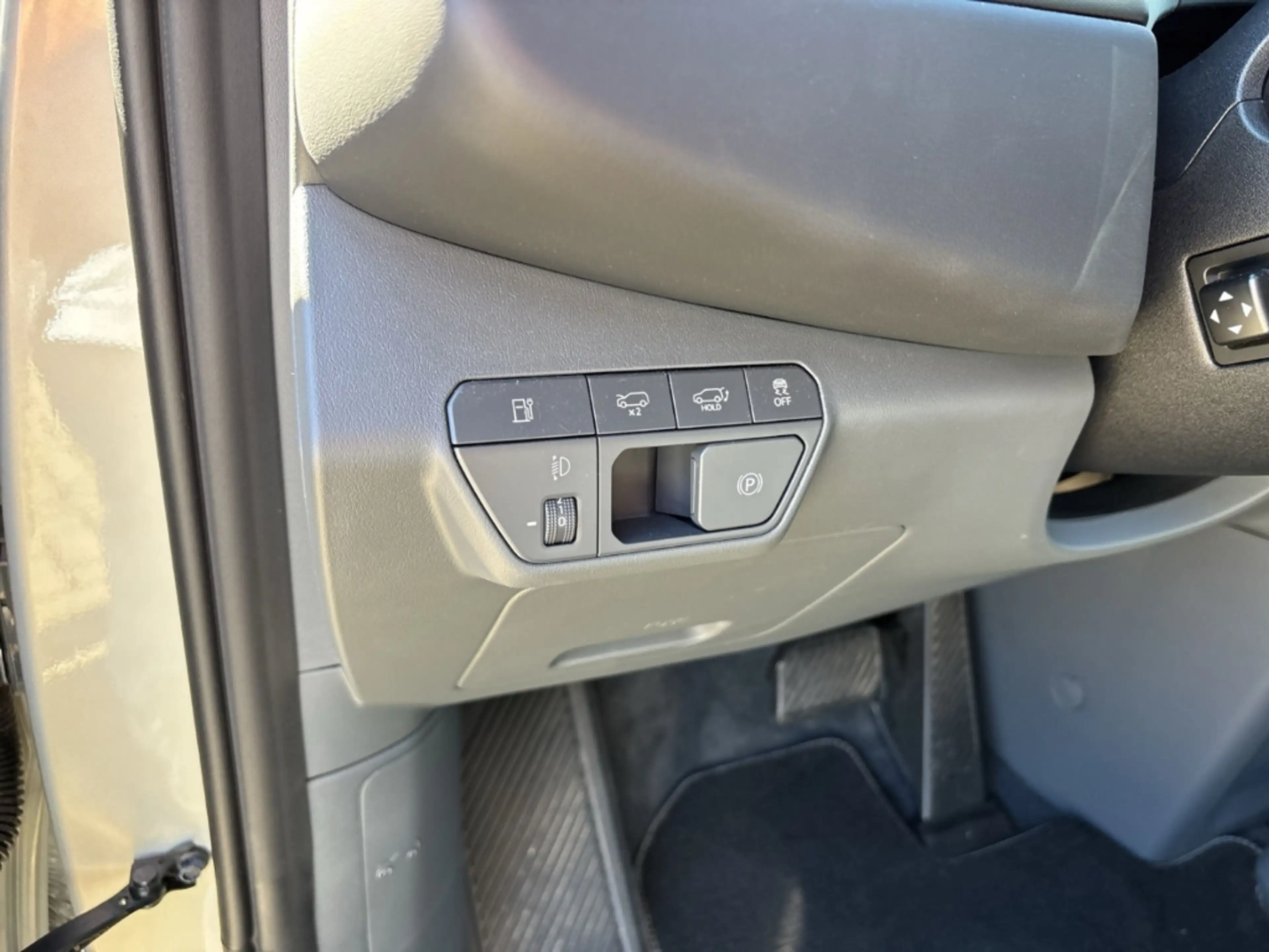 Kia EV9 4WD HUD Niveau Navi Digitales Cockpit Memory Sitze — photo 10