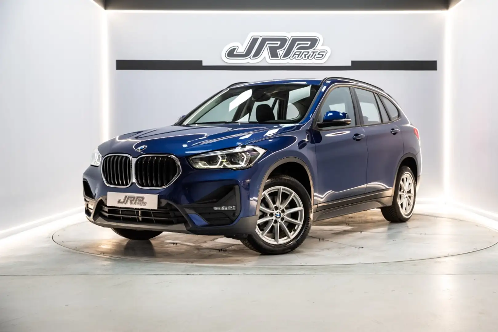 BMW X1 sDrive 18iA Blauw - 1