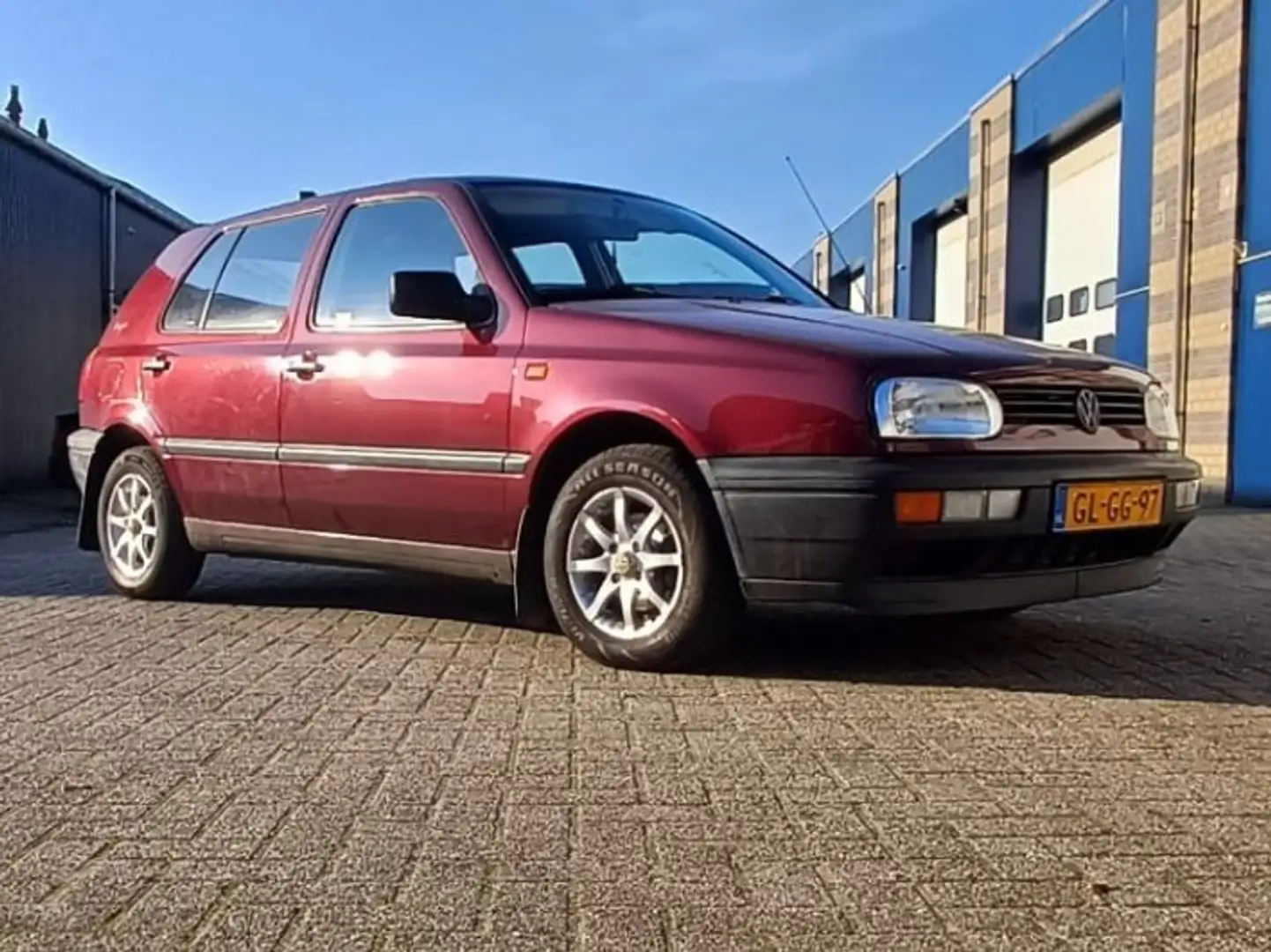 Volkswagen Golf 1.4 Red - 2