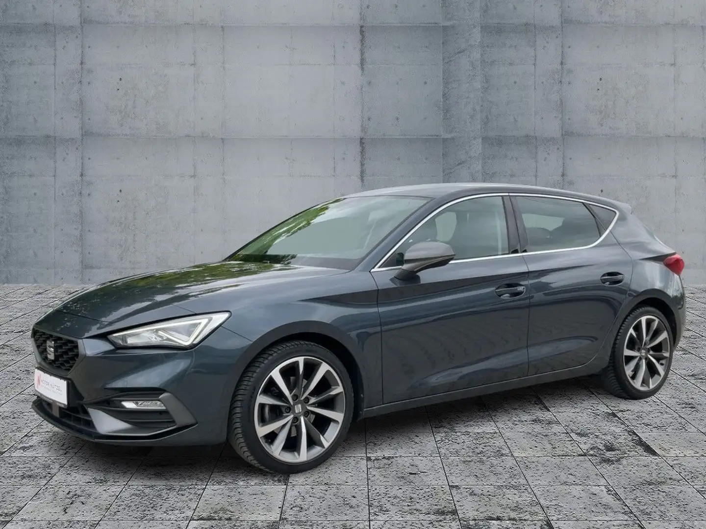 SEAT Leon 1.5 TSI FR-LINE LED+NAV+APP+ACC+SHZ+PDC+RFK Grau - 2