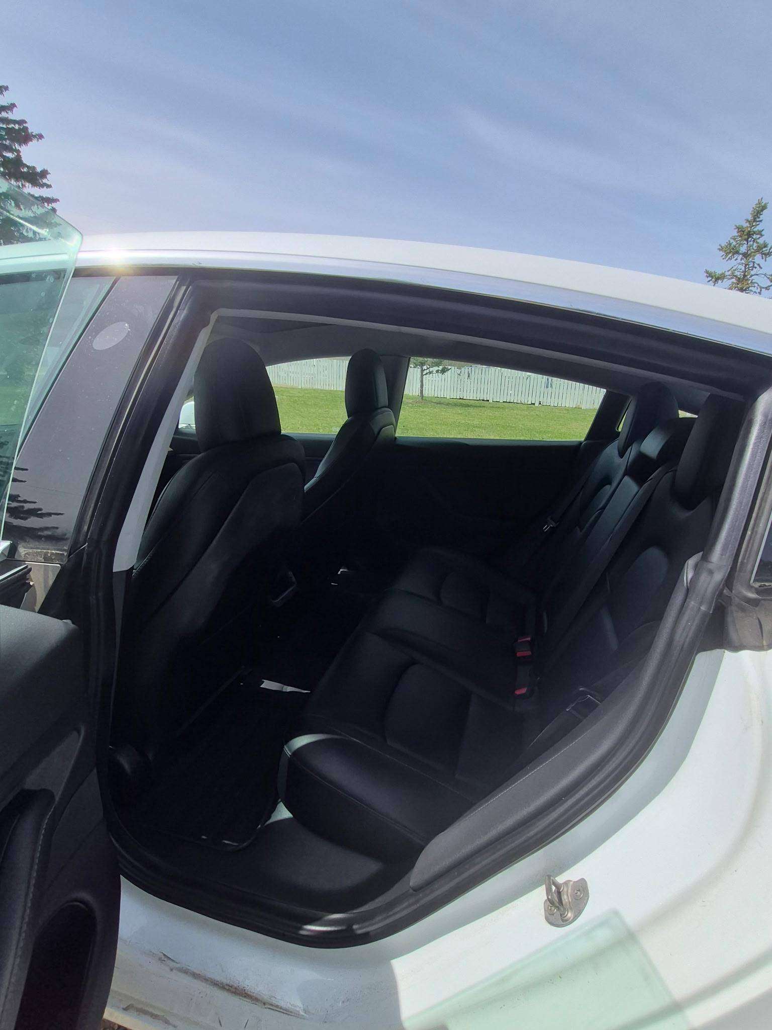 2019 Tesla Model 3 Long Range thumb 9