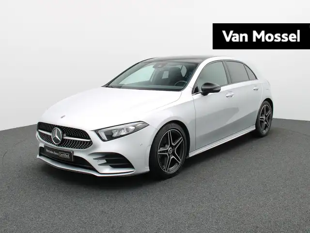 Mercedes-Benz A 160 + AMG LINE + PANO DAK + NIGHTPAKKET + LED + 1Y USE