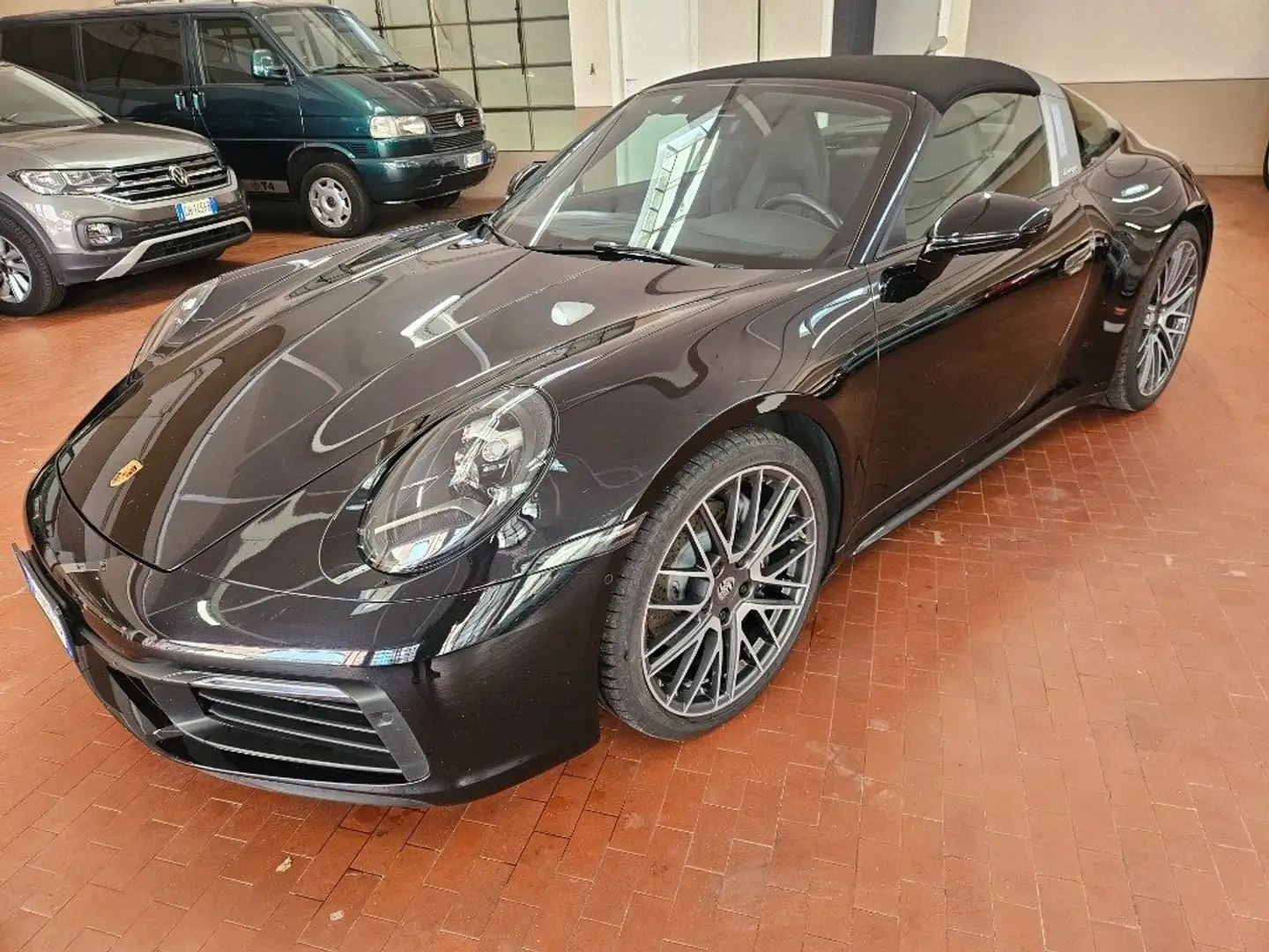 Porsche 992 Targa 4 MOD. 2022 Negro - 1