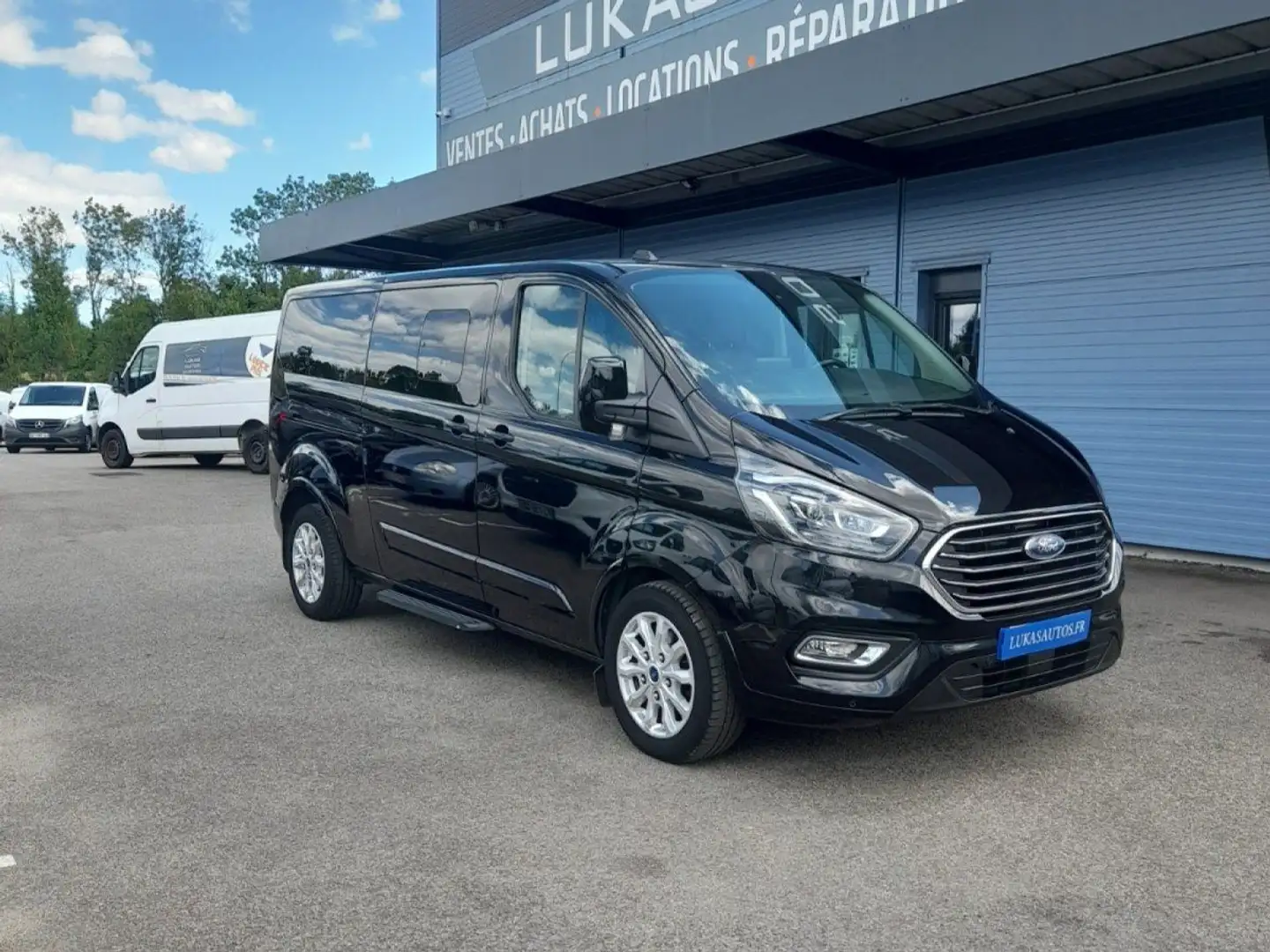 Ford Tourneo Custom L2H1 2.0 EcoBlue 130 BVA Titanium PRIX 33000 HT Zwart - 1