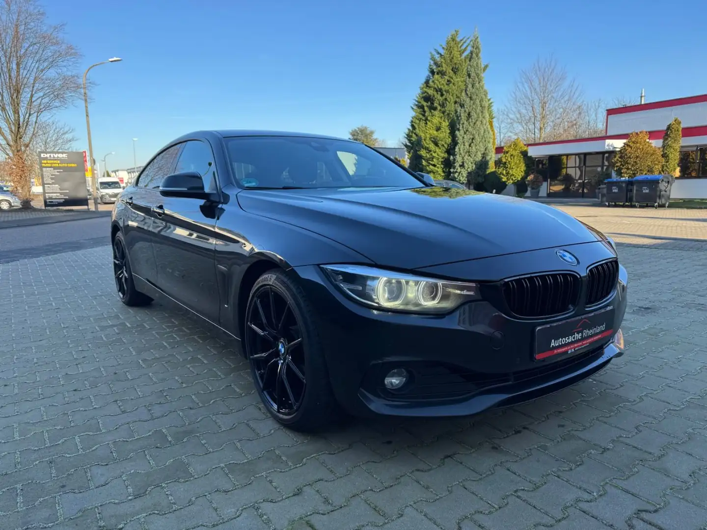 BMW 420 i Gran Coupé Sport Line*Aut.*1.Hd* Noir - 1