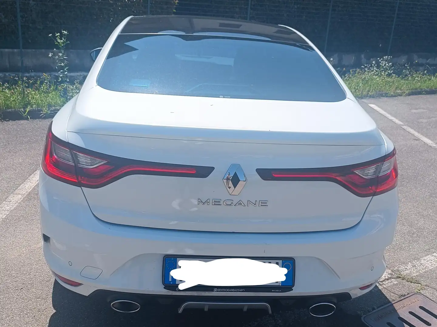 Renault Megane Grand coupé Bianco - 1