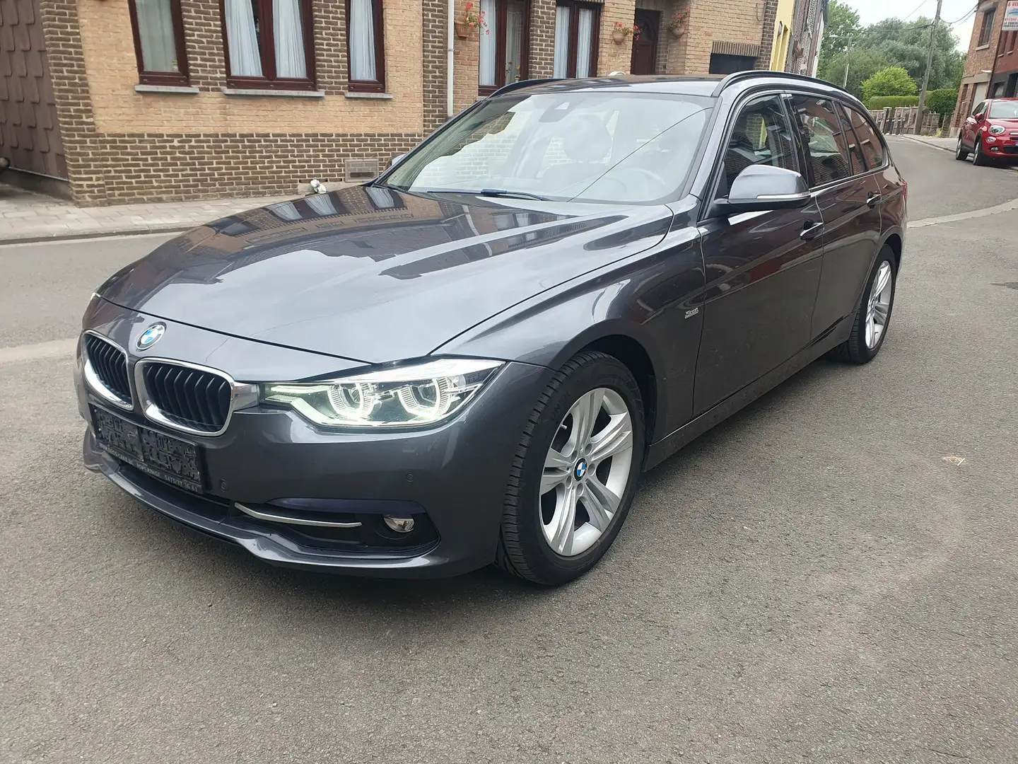 BMW 318 Touring sport - 1
